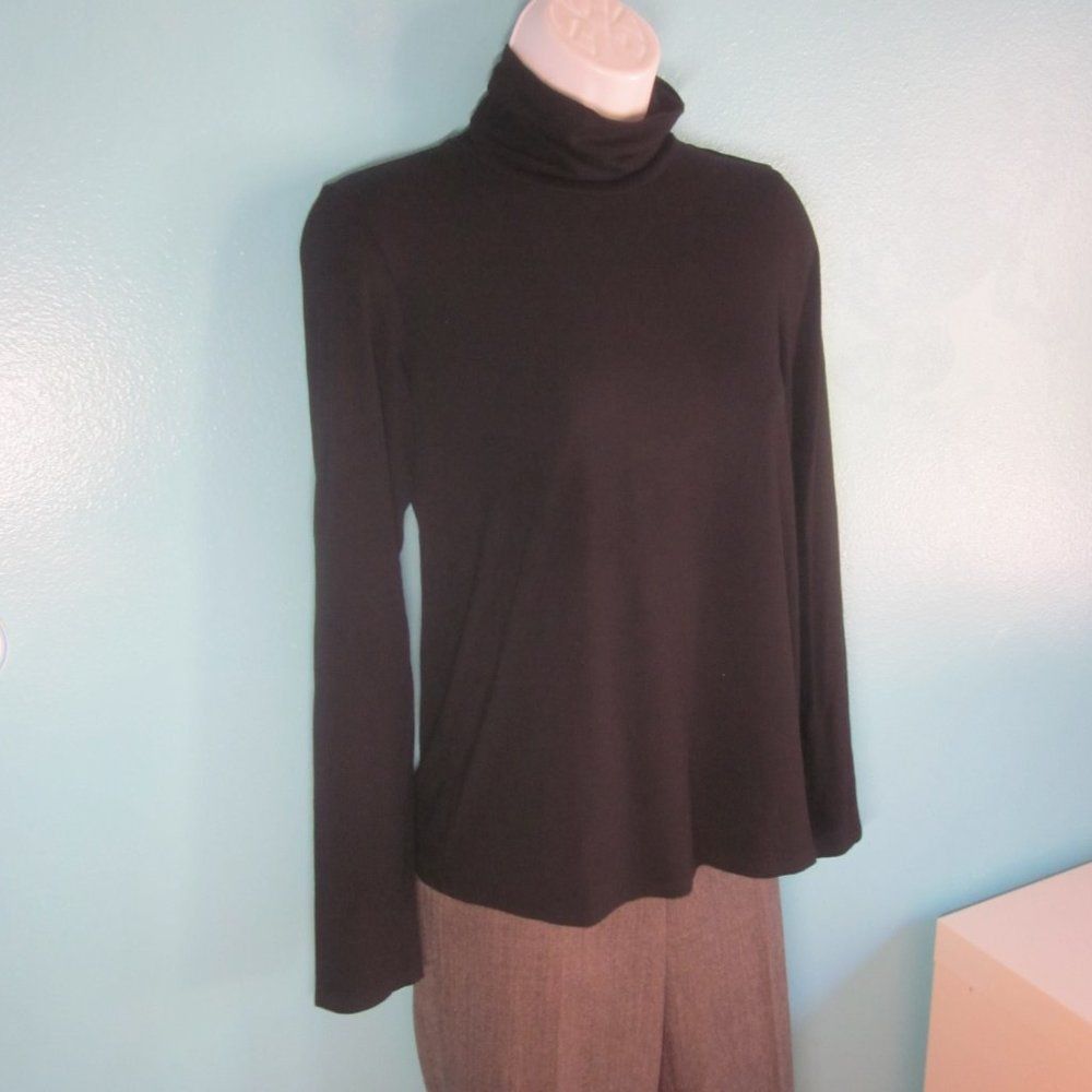 Eileen Fisher Eileen Fisher Classic Black Turtleneck Size SP Petite Size S / US 4 / IT 40 - 2 Thumbnail
