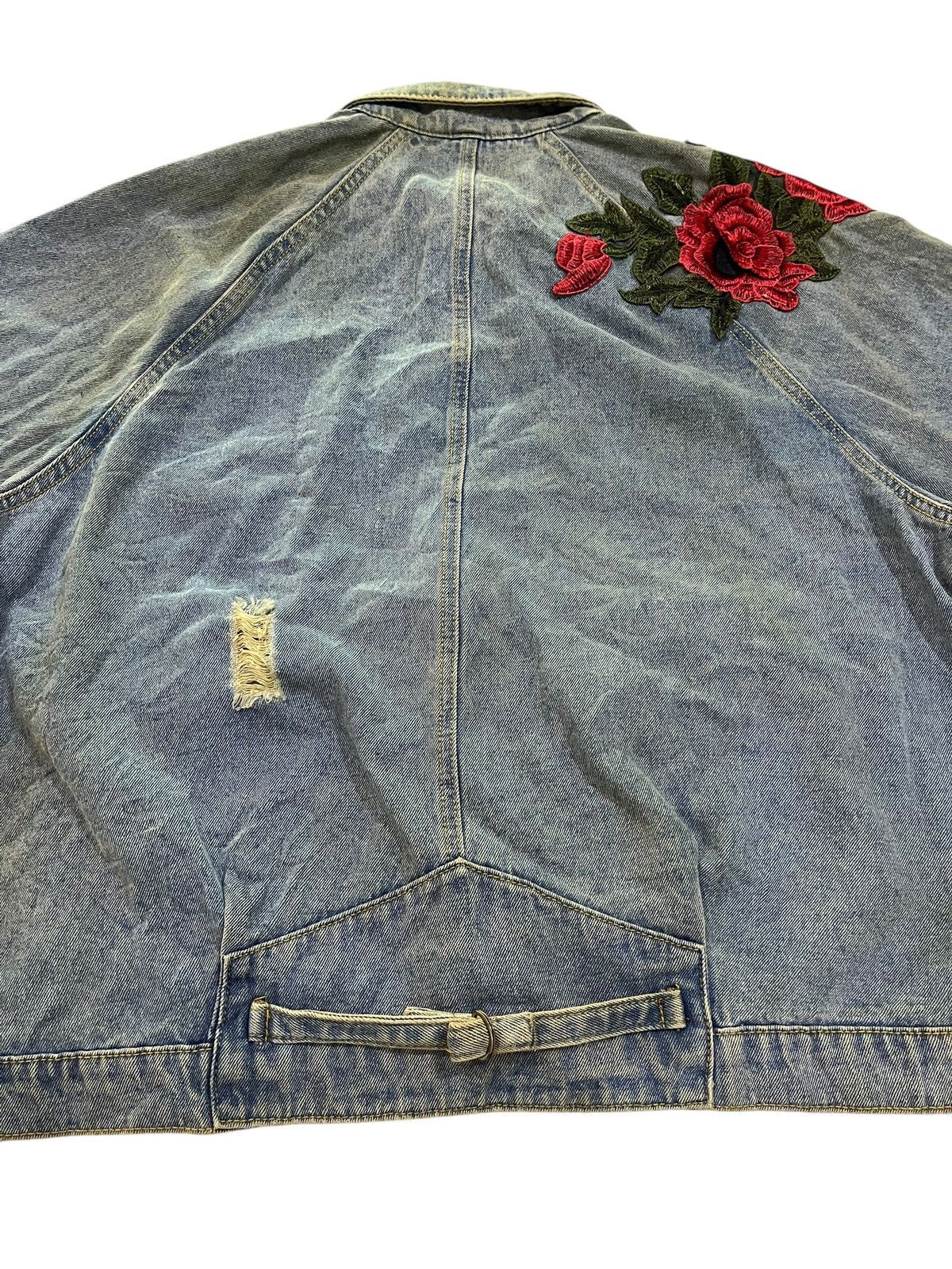 If Six Was Nine × Japanese Brand × Le Grande Bleu (L.G.B.) ROSE DISTRESSED BAGGY DENIM JACKET Size XL / US 12-14 / IT 48-50 - 8 Thumbnail