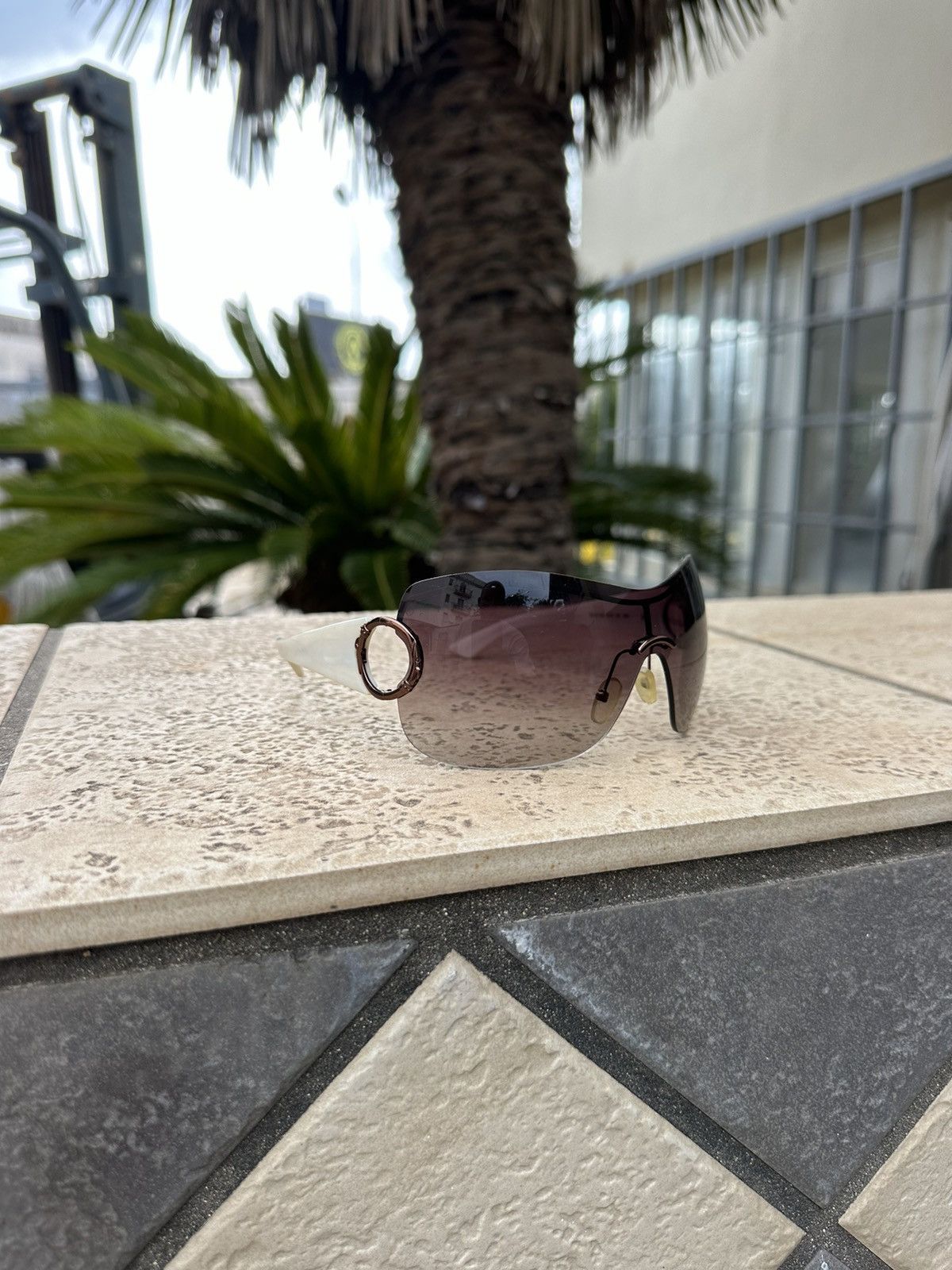 Trussardi Trussardi Sunglasses White TE 21132 Size ONE SIZE - 1 Thumbnail