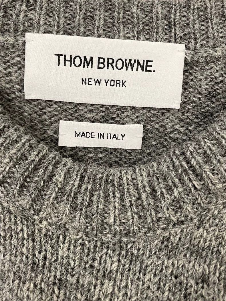 Thom Browne Thom browne Gray pocket side stripe wool round-neck sweater Size US M / EU 48-50 / 2 - 5 Thumbnail