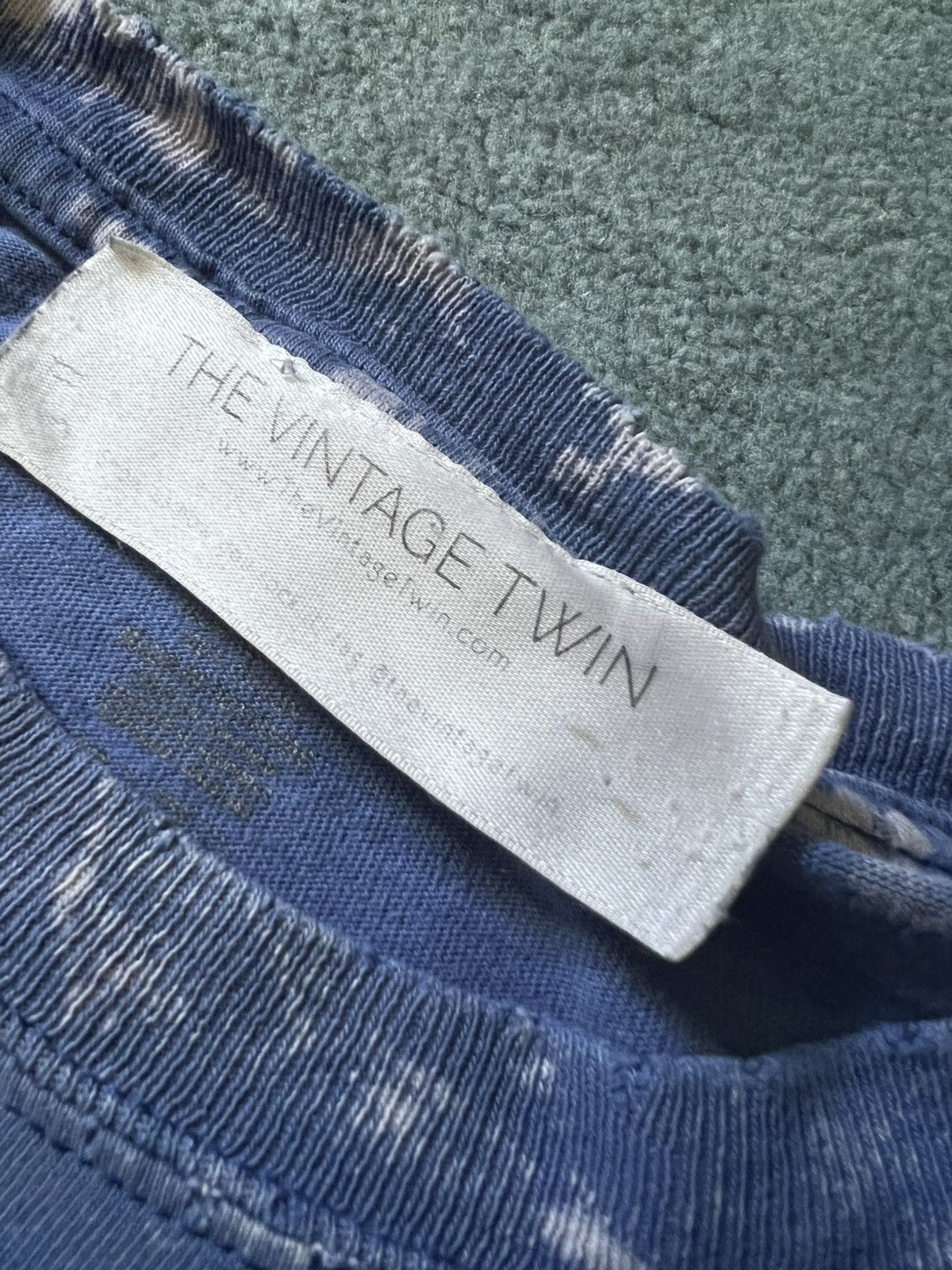 Vintage Vintage New York Hockey Tee - 1 of 1, Bleached Ripped Size US XL / EU 56 / 4 - 9 Thumbnail