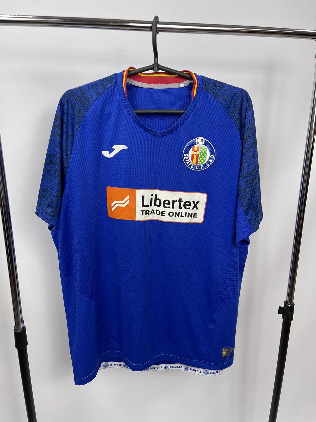 Joma Getafe CF Football Shirt 19/20 Europa League Size X-LARGE Size US XL / EU 56 / 4 - 1 Thumbnail