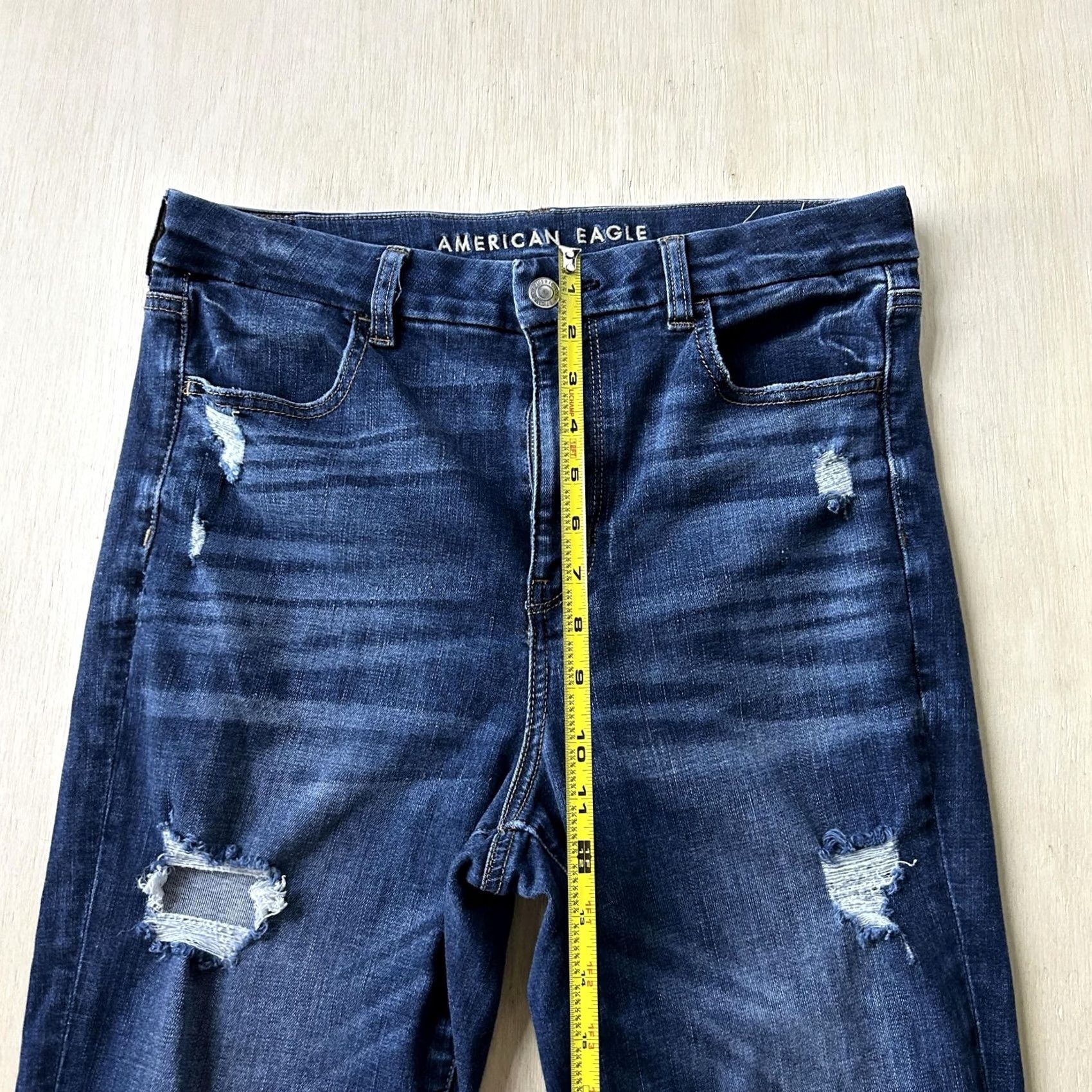 American Eagle Outfitters American Eagle Outfitters Jeans Womens 10 Short Med Blue Distressed Size 32" / US 10 / IT 46 - 7 Thumbnail