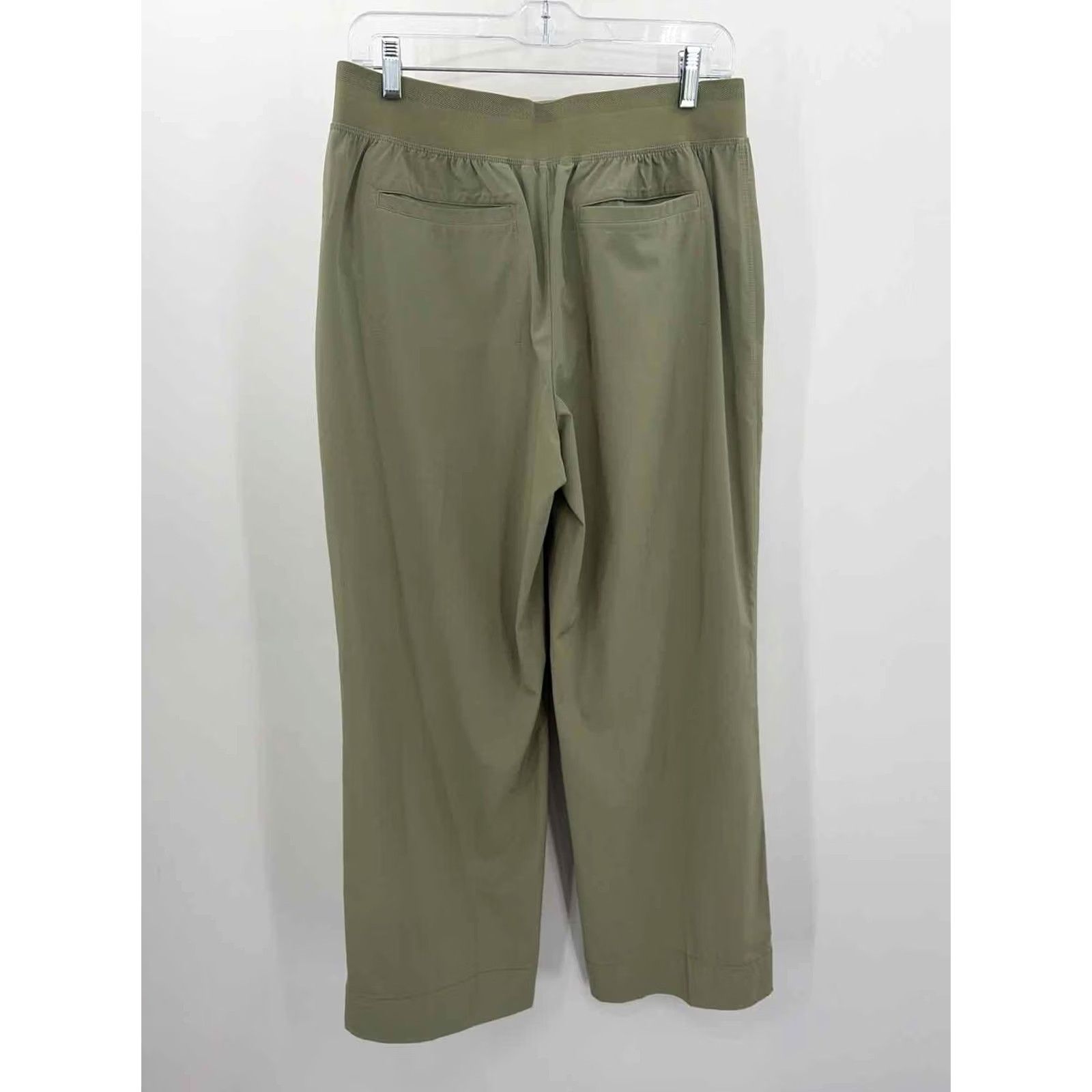 Athleta Athleta Green 10P Pull On Pants Size 32" / US 10 / IT 46 - 2 Thumbnail