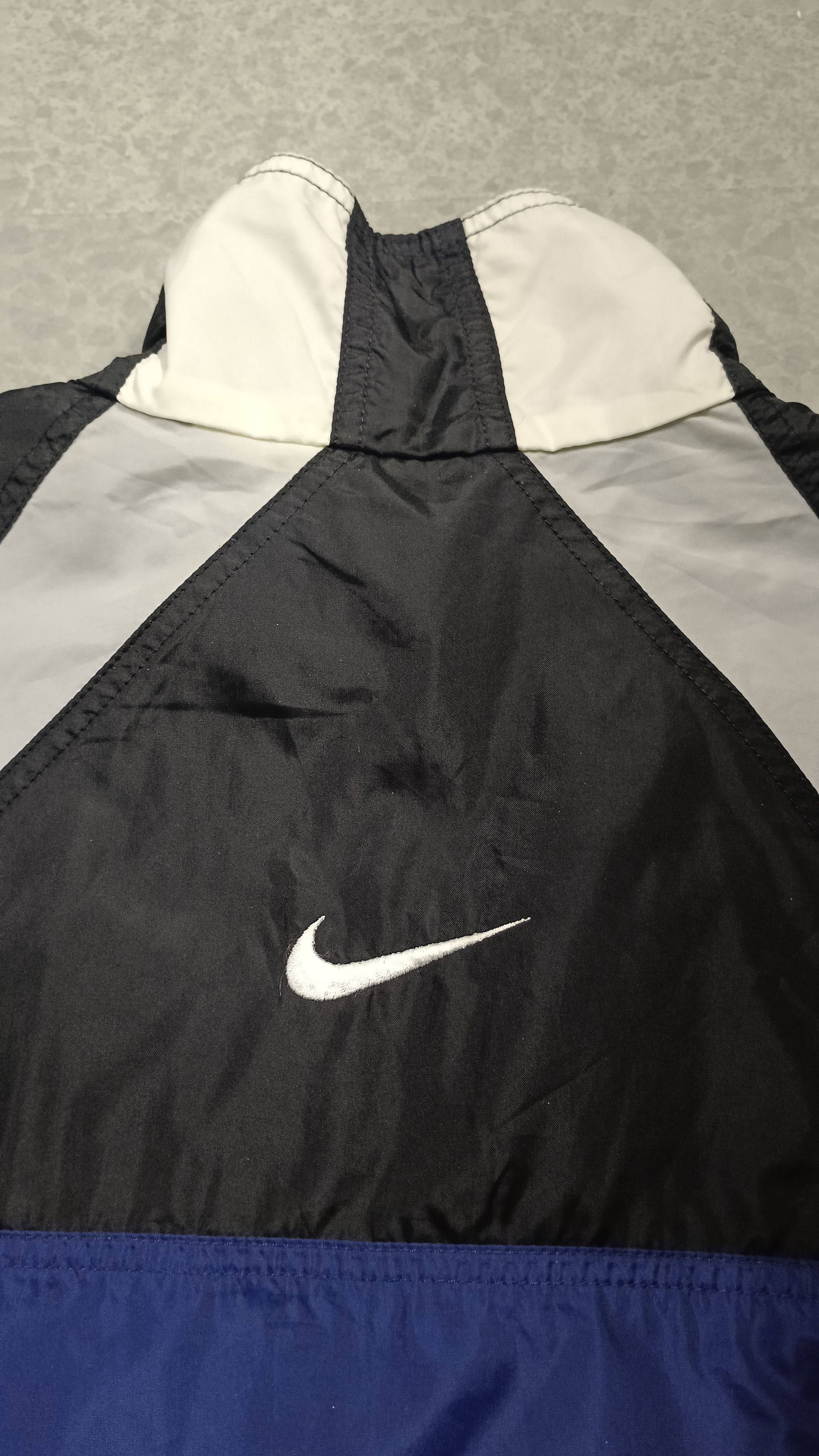 Nike × Vintage 🔥 Vintage Nike Halfzipper Centre Logo Windbreaker Size US L / EU 52-54 / 3 - 10 Thumbnail