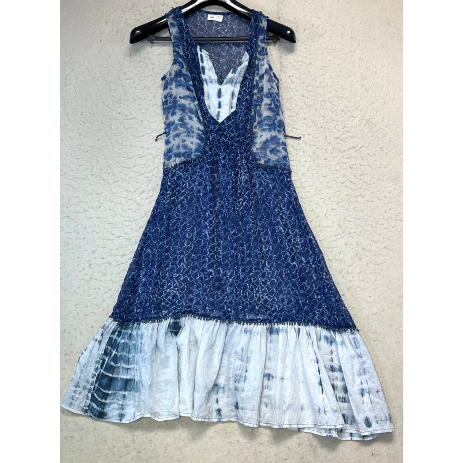 Vintage Readow Rue Meadow Rue Sleeveless Ruched Stretch V-Neck Tie Dye Maxi Dress Size 2 Blue Women Bohemian Dress Maxi Size XS / US 0-2 / IT 36-38 - 2 Thumbnail
