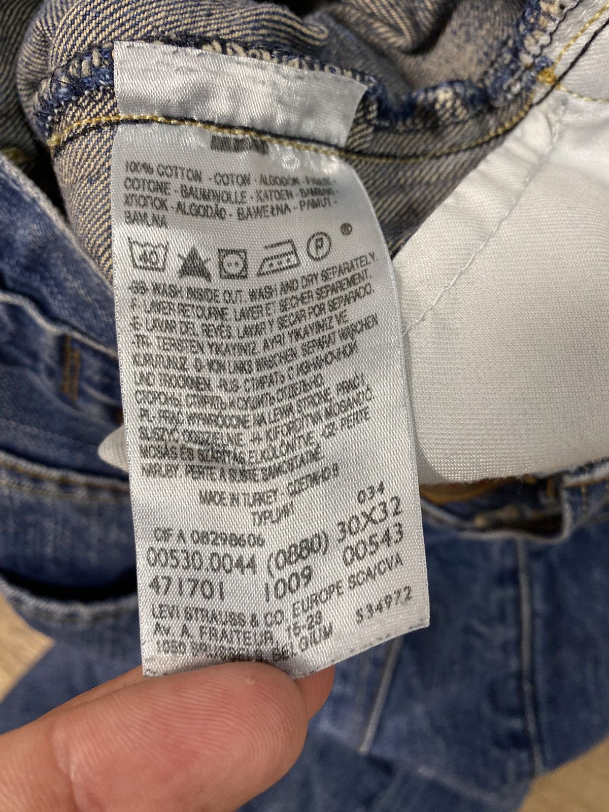 Japanese Brand × Levi's × Vintage Vintage Red Collection Levi’s Wide Straight Denim Jeans Size US 30 / EU 46 - 6 Thumbnail