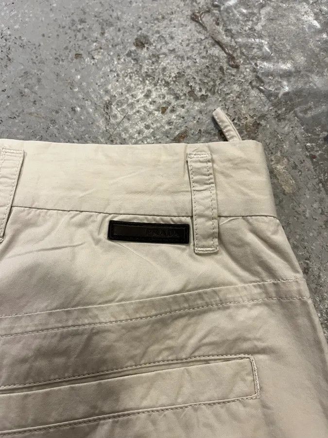Prada × Vintage SS2007 Prada Light Beige Simple Shorts Size US 30 / EU 46 - 8 Thumbnail