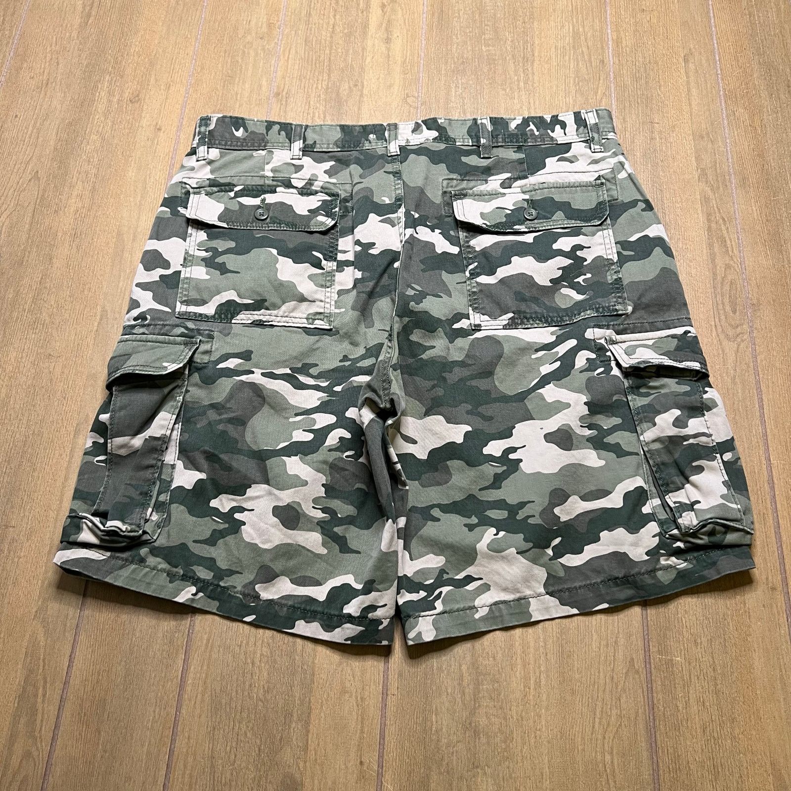 Vintage Levi Strauss Shorts Mens Sz 38 Green Camouflage Cargo Y2K Size US 38 / EU 54 - 6 Thumbnail