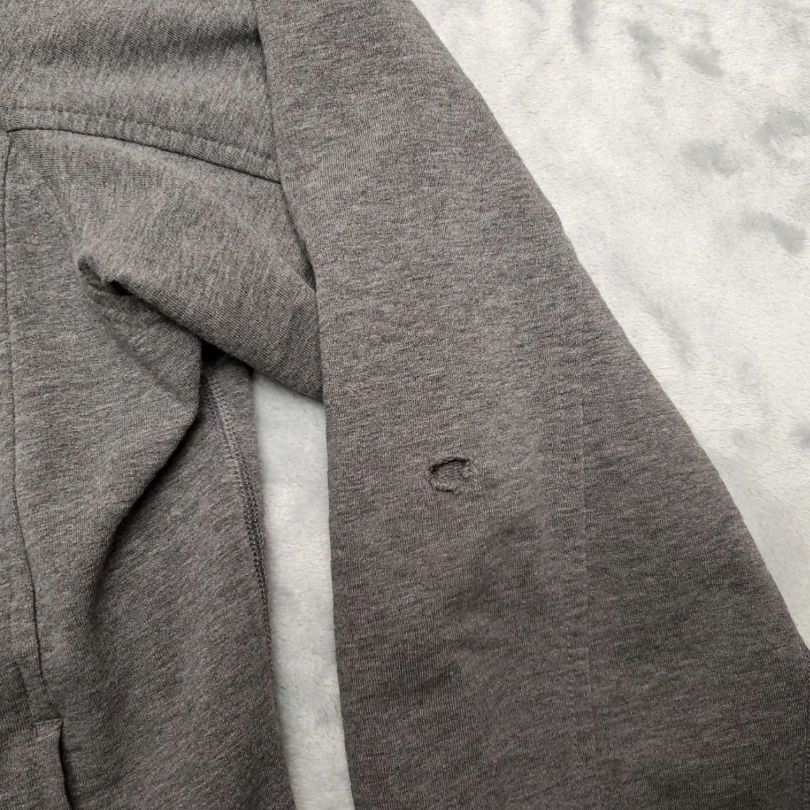 Lululemon VINTAGE Lululemon Commission Jacket Mens Medium Gray 4 way Performance Stretch READ Size US M / EU 48-50 / 2 - 3 Thumbnail
