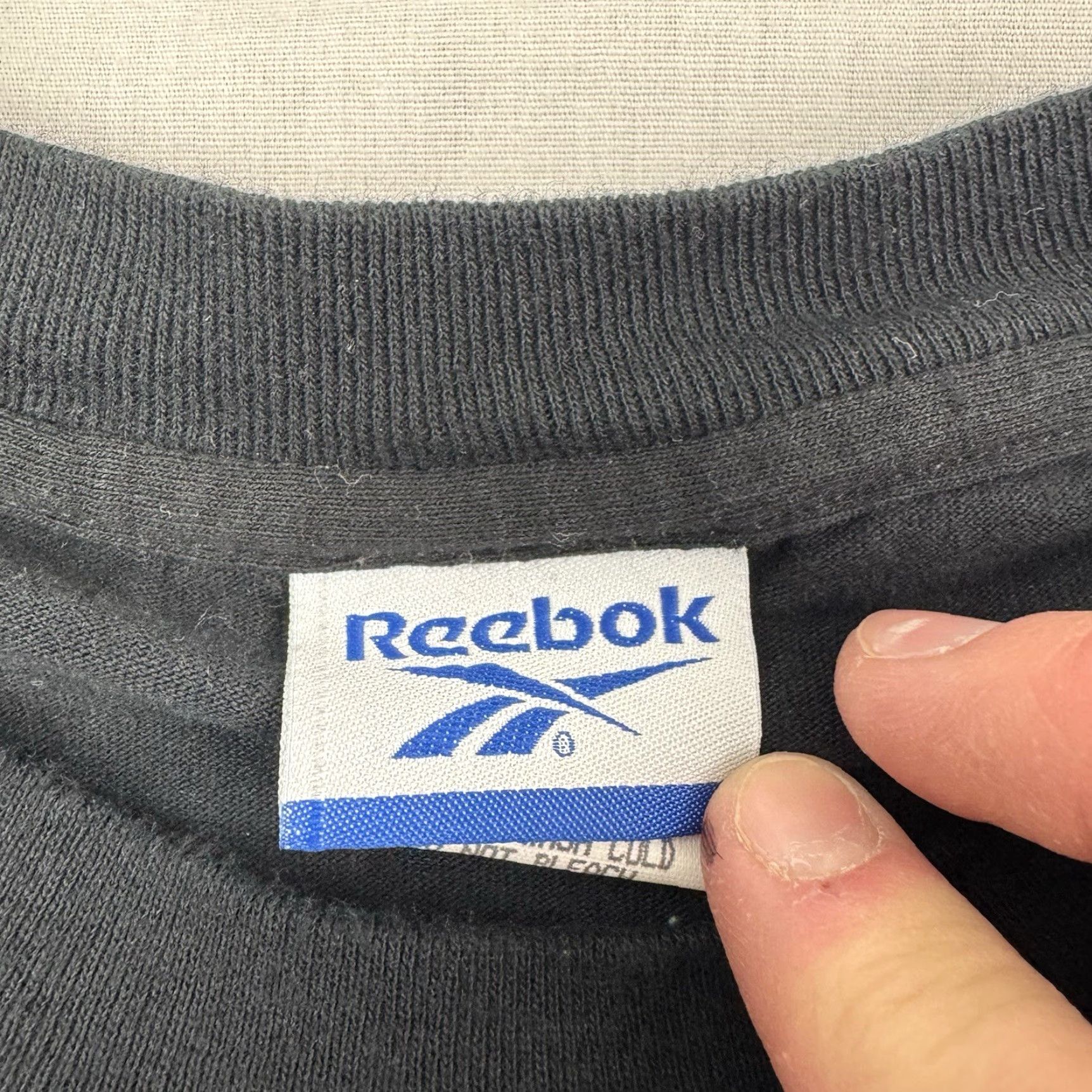 Reebok VINTAGE Reebok Long Sleeve Shirt Mens Adult Large Black 90s Y2K Embroidery Cotton Crew Neck Vintage Size US L / EU 52-54 / 3 - 4 Thumbnail