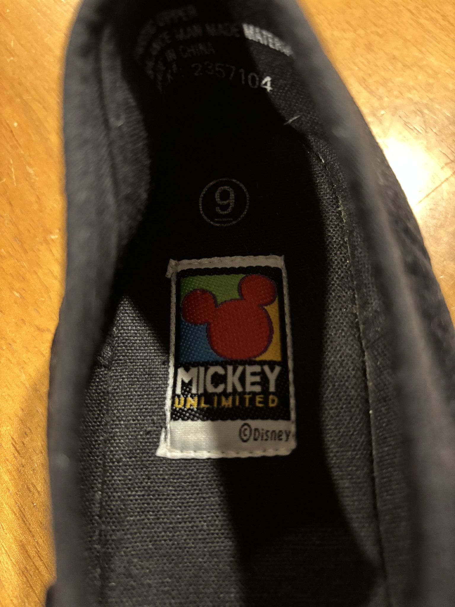 Disney 90s Vintage Black Velvet Mickey Mouse Shoes Slippers Size US 9 / IT 39 - 8 Thumbnail