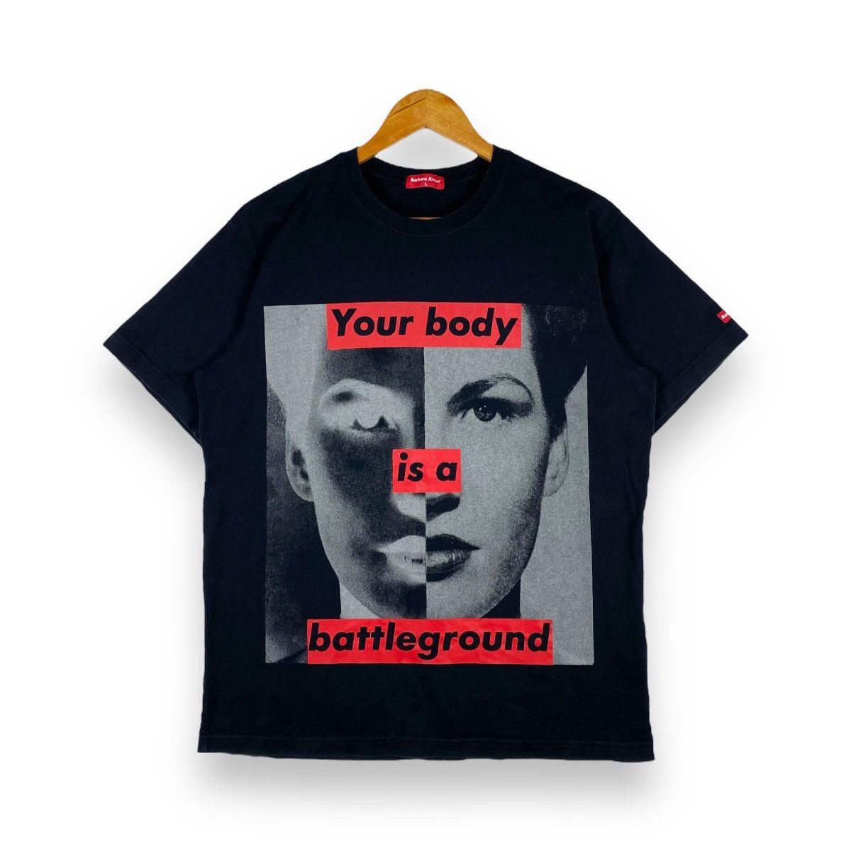T-shirt Vintage Barbara Kruger - How Dare You Not Be Me - Taille M - Blanc