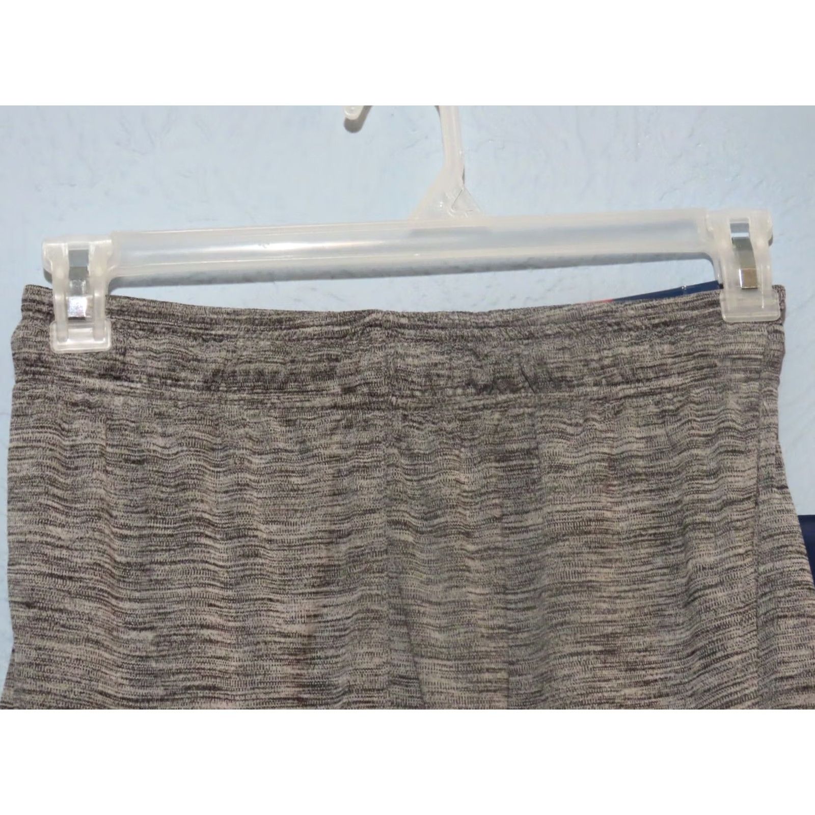 Reebok Reebok Cruz Short Men Slim 9” Inseam Charcoal Heather Gray 100% Polyester Drawstring Athletic Size US 29 - 3 Thumbnail