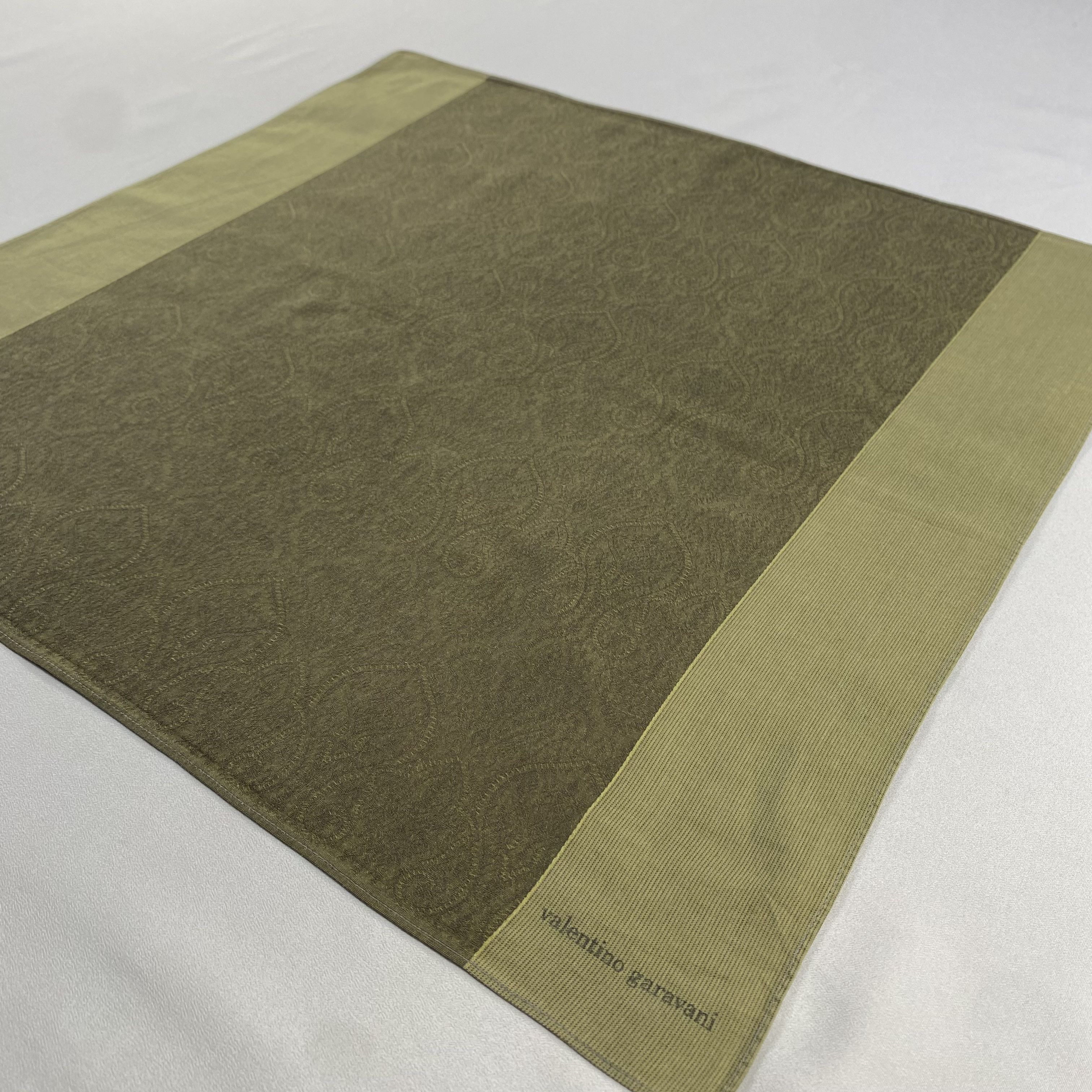 Valentino × Vintage Valentino Garavani Bandana/ Handkerchief / Neckerchief-P1291 Size ONE SIZE - 2 Thumbnail
