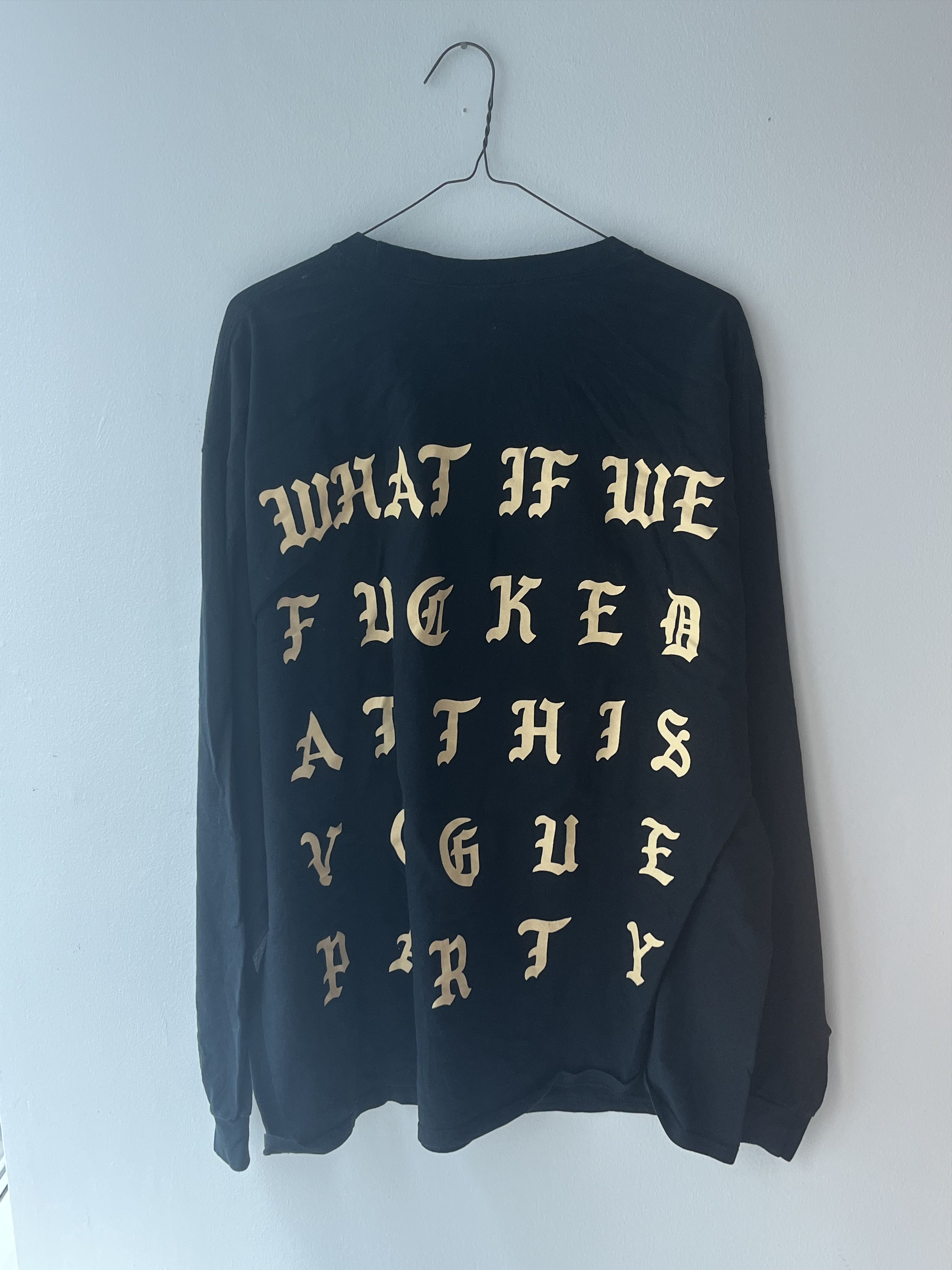 Yeezy Yeezy The Life of Pablo "Vogue Party" Long Sleeve Size US XL / EU 56 / 4 - 2 Thumbnail