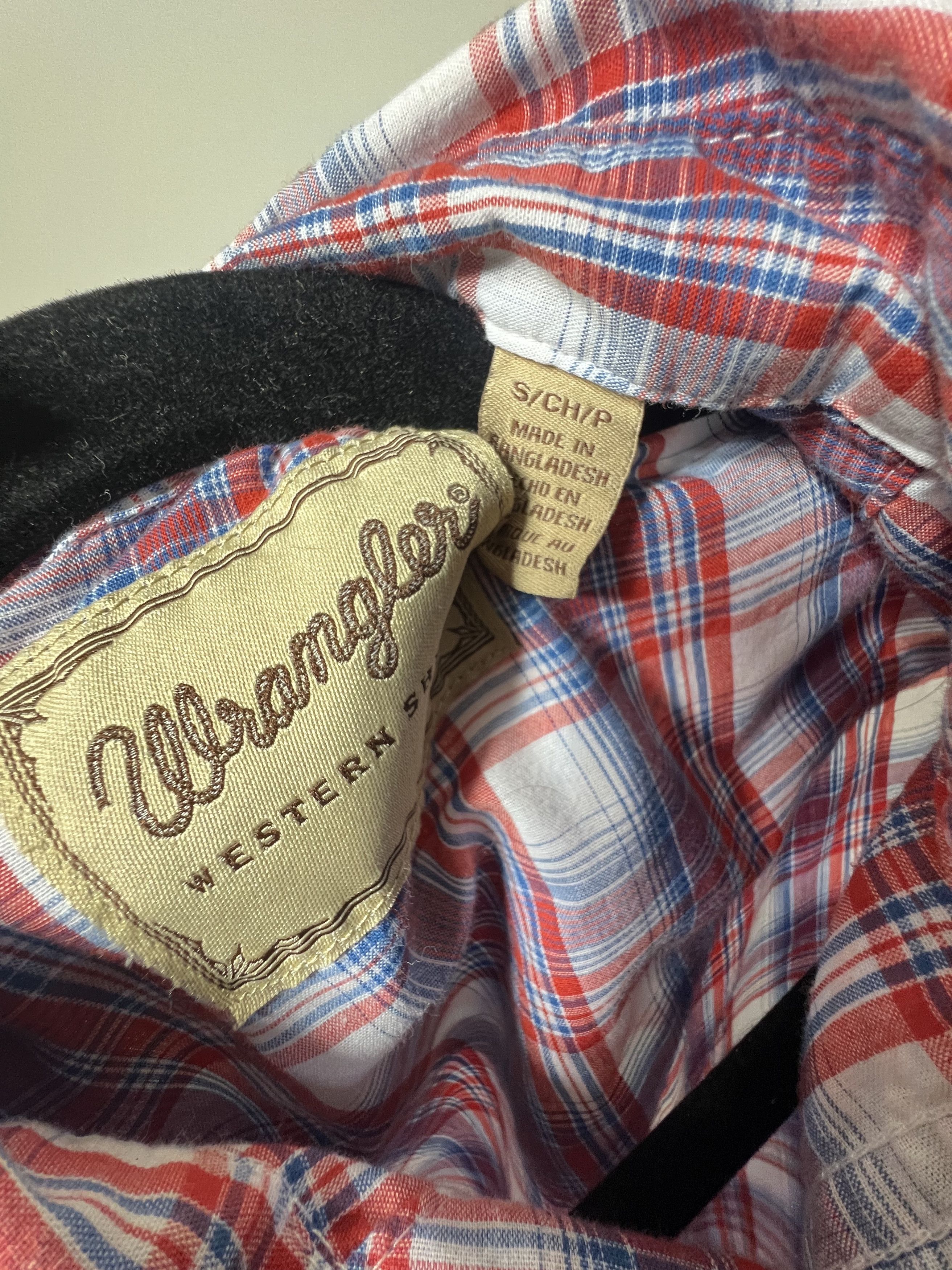 Wrangler Vintage Wrangler Red White Blue Plaid Pearl Snap Button Up Size US S / EU 44-46 / 1 - 6 Thumbnail