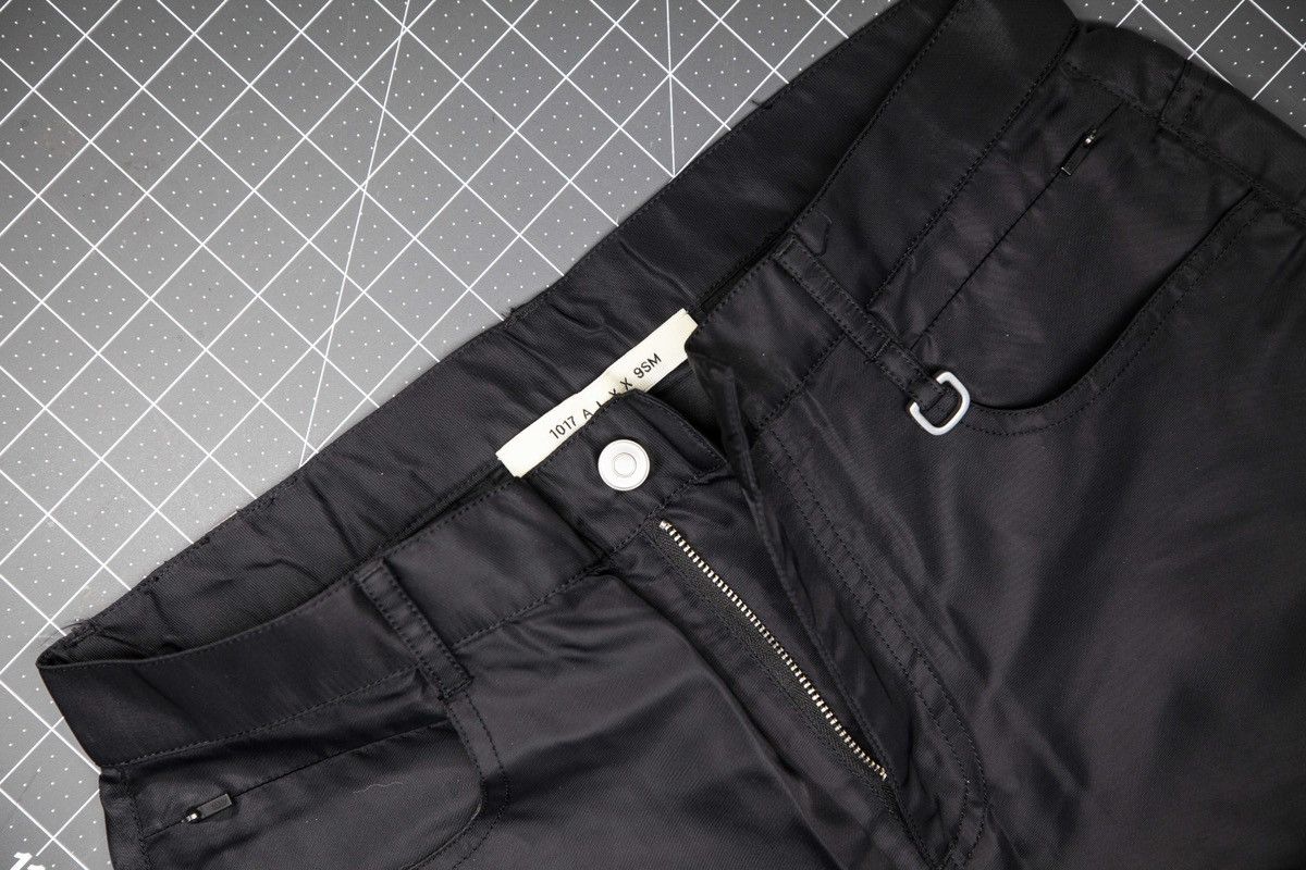 1017 ALYX 9SM 1017 ALYX 9SM Nylon pants Size US 31 - 1 Thumbnail