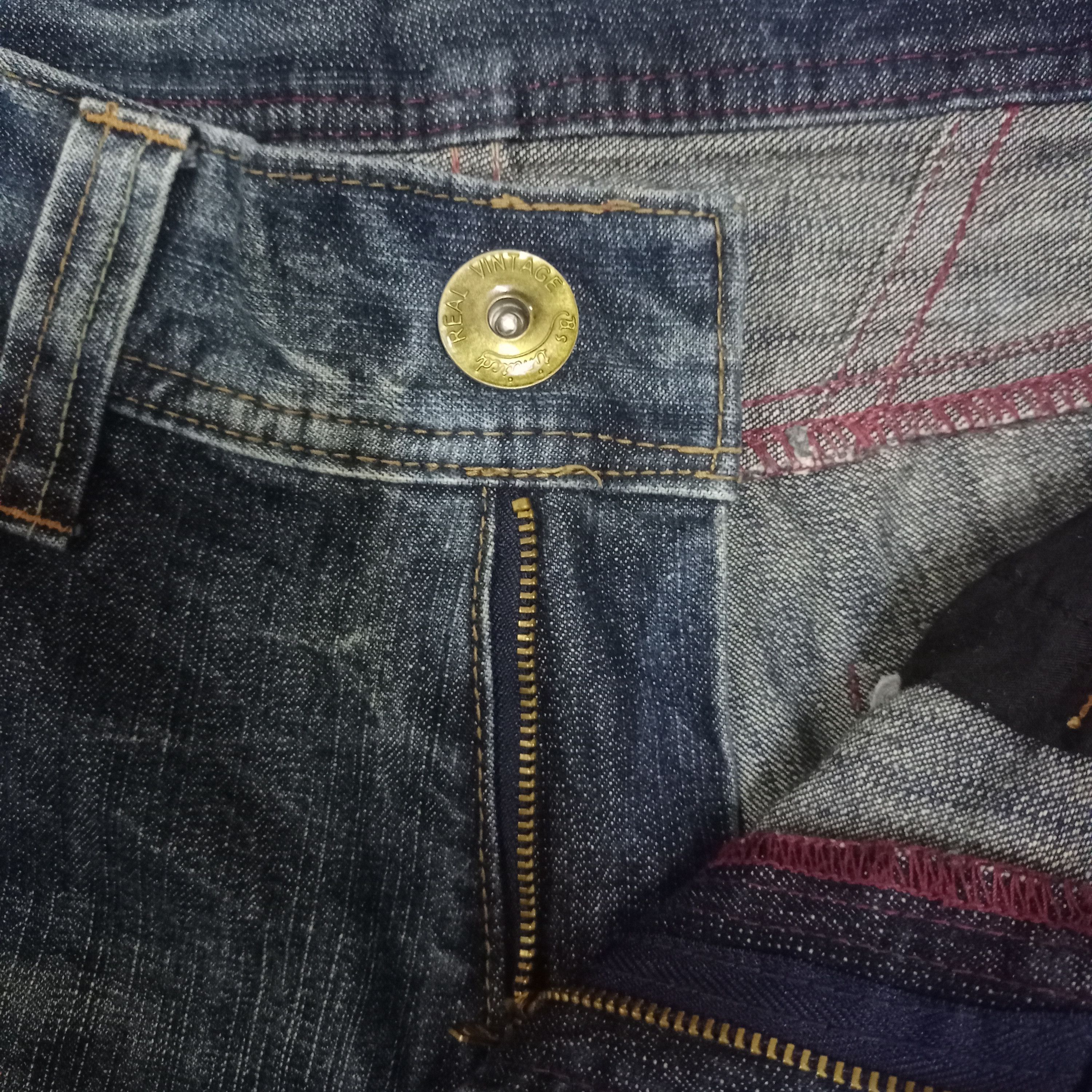 Japanese Brand Vintage Japanese Brand Washed Blue Distressed Loose Jeans Size US 34 / EU 50 - 3 Thumbnail