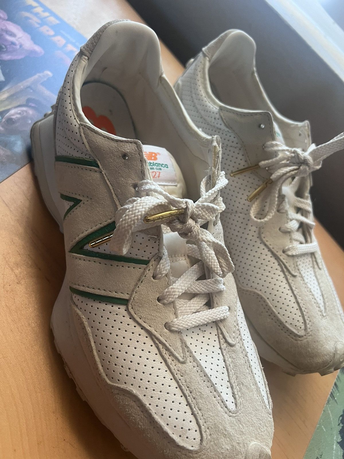 Casablanca × New Balance New Balance 327 x Casablanca Green Logo Size US 10.5 / EU 43-44 - 3 Thumbnail