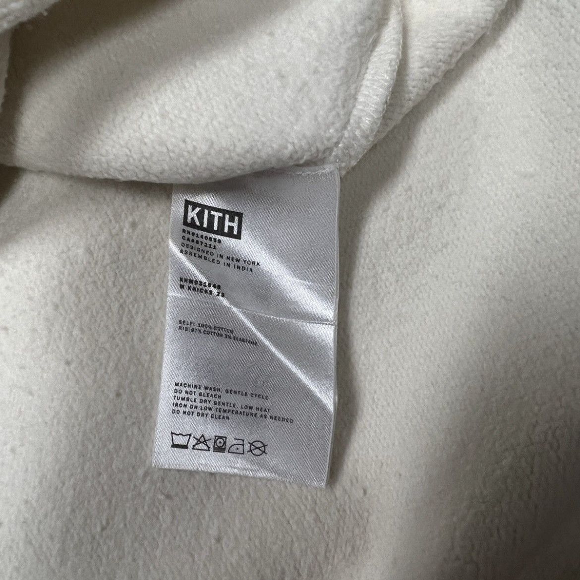 Kith × NBA KITH x New York KNICKS Retro NY Nelson Crewneck Sweater Size US XXL / EU 58 / 5 - 6 Thumbnail