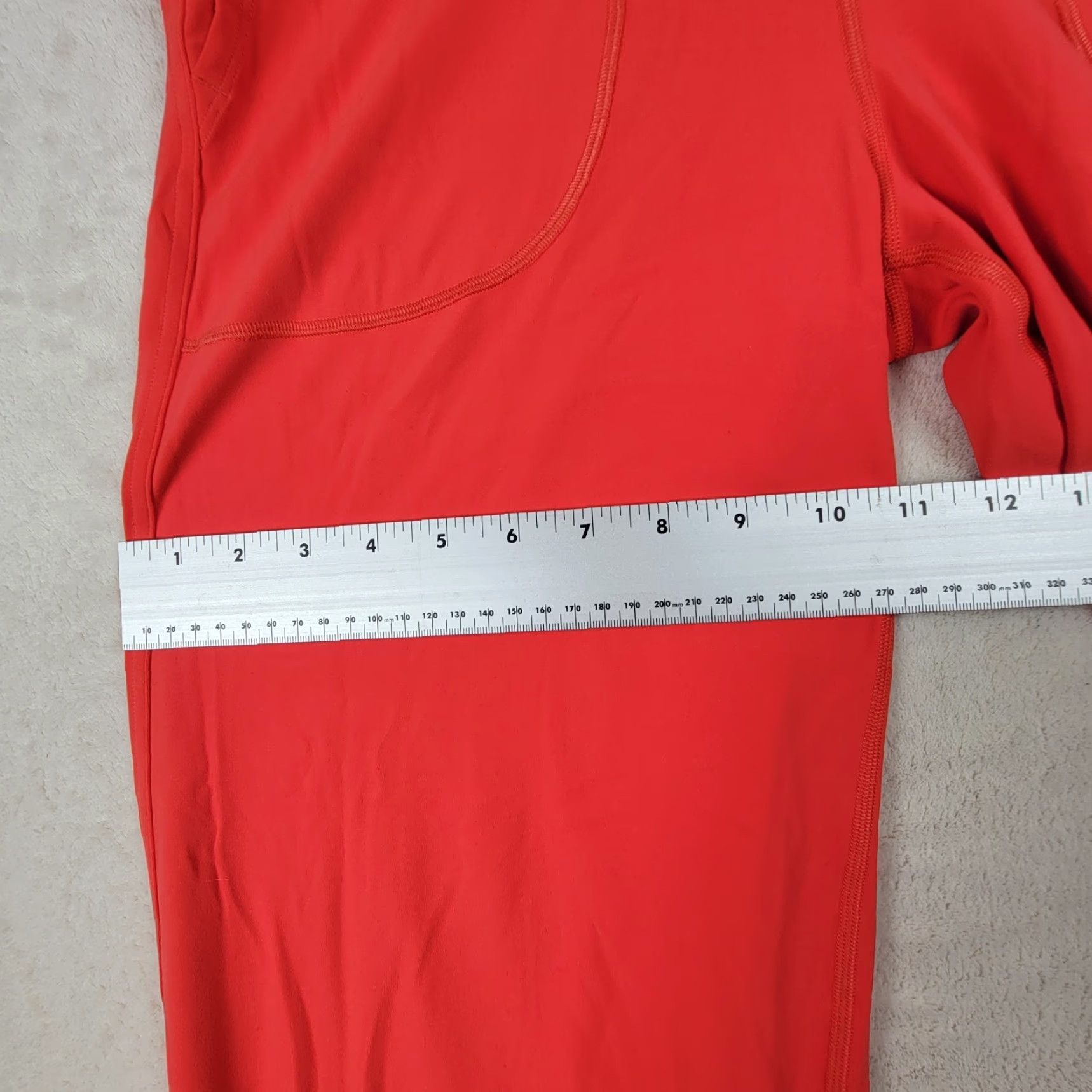 Lululemon VINTAGE not applicable. (Oops) Size 28" / US 6 / IT 42 - 7 Thumbnail
