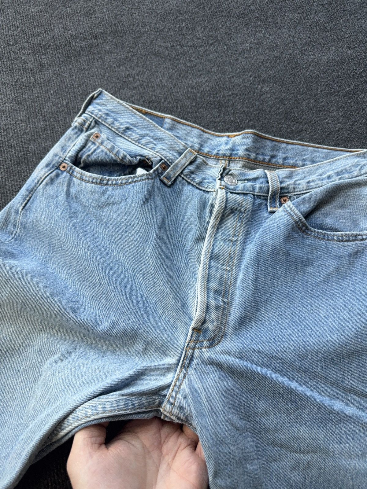 Levi's Retro Levis 501 USA Dirty Light Wash Vintage Straight Jeans Size US 31 - 9 Thumbnail