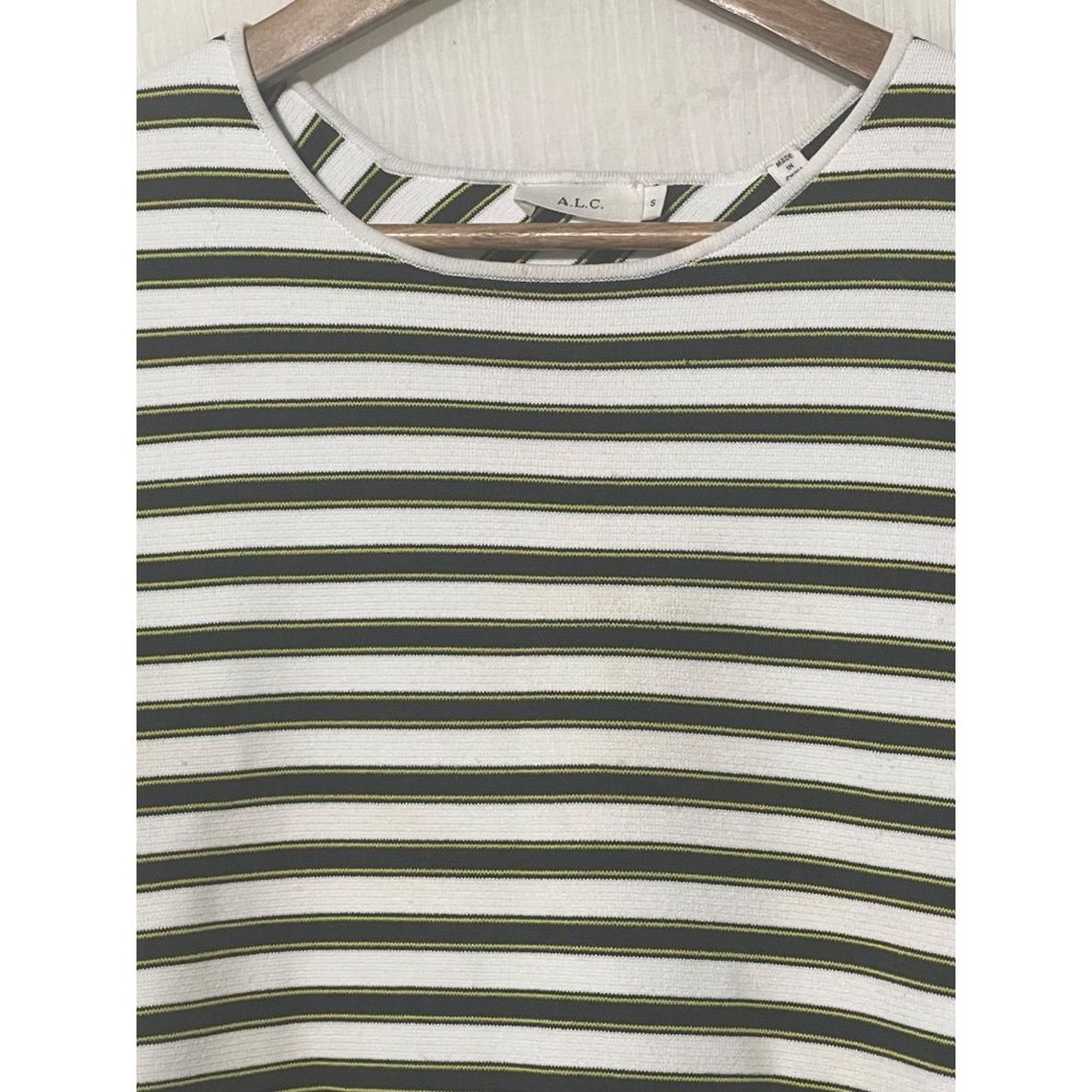 A.L.C. A.L.C Top Pullover White Black and Gold Short Sleeves Small Size S / US 4 / IT 40 - 8 Thumbnail