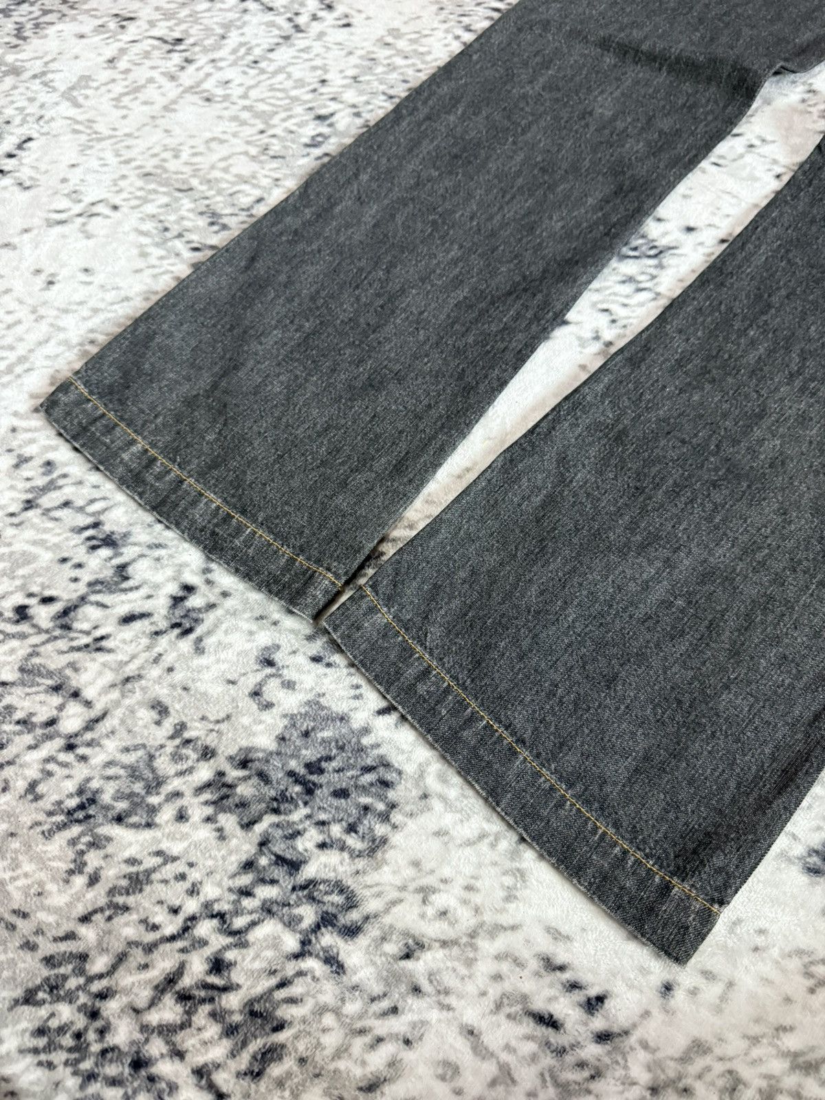 Le Grande Bleu (L.G.B.) First Step Japan 50s Reissue Work Wear Flare Jeans Size US 29 - 10 Thumbnail