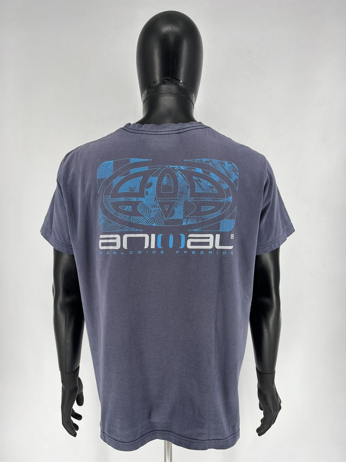 Vintage Vintage Y2K ANIMAL SKATE Big Logo Tee Streetwear 90s Style Size US L / EU 52-54 / 3 - 10 Thumbnail