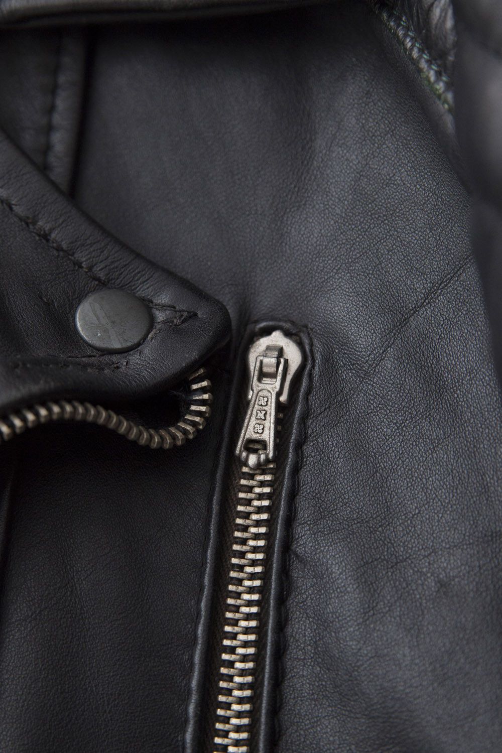 Vintage Vintage black leather biker jacket Size US M / EU 48-50 / 2 - 7 Thumbnail