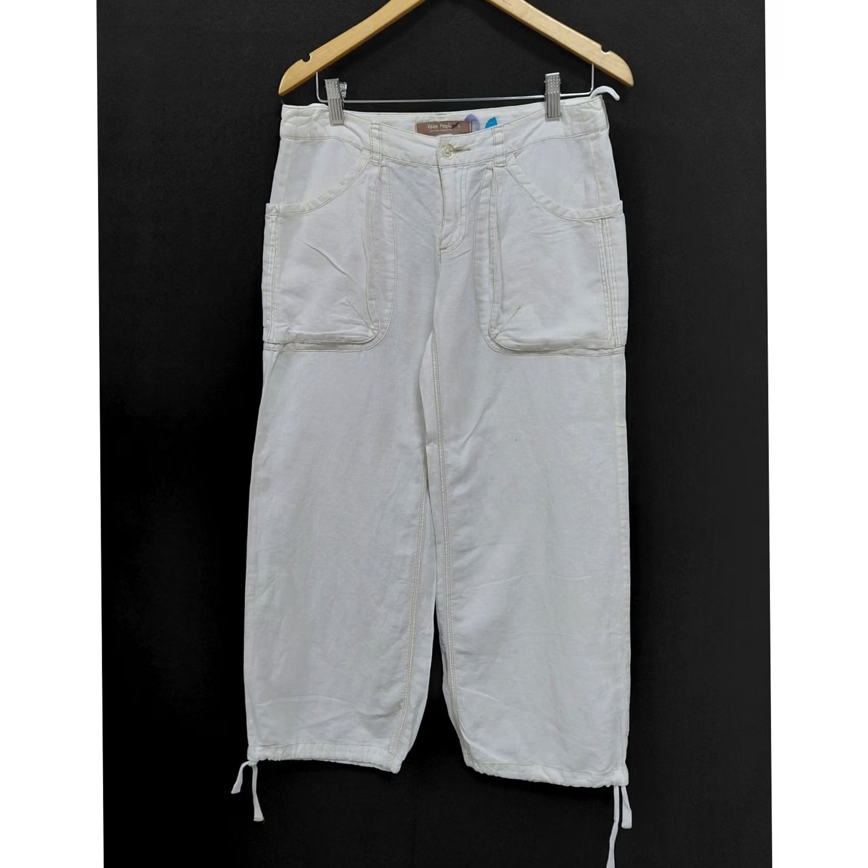 Free People Free People White Cargo Pants Women Size 4 Drawstring Relaxed Capri Pants Casual Travel Size 27" / US 4 / IT 40 - 2 Thumbnail