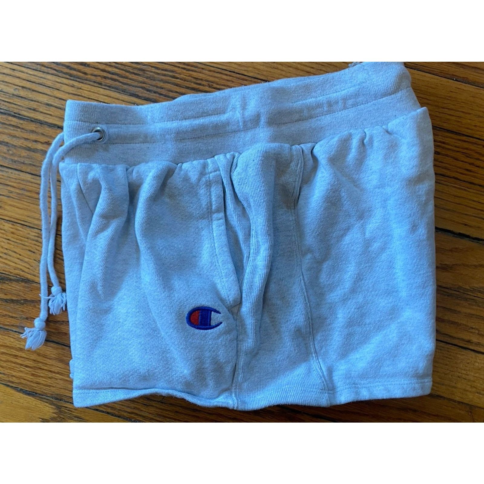 Champion Vintage Women’s Champion Reverse Weave Grey Short Medium Size 30" / US 8 / IT 44 - 3 Thumbnail