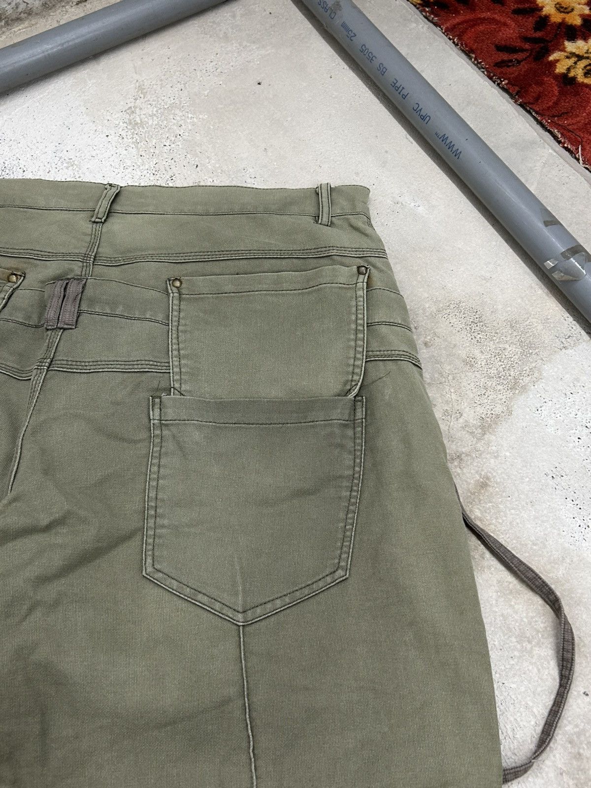 20471120 × GOSTAR DE FUGA × Japanese Brand Techno Japan Double Waist Baggy Cargo Parachute Faded Green Size US 35 - 16 Thumbnail