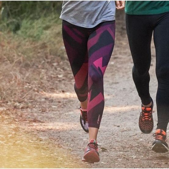 Brooks Brooks Formation Leggings Black & Burgundy Geometric Print M Size 27" / US 4 / IT 40 - 1 Thumbnail