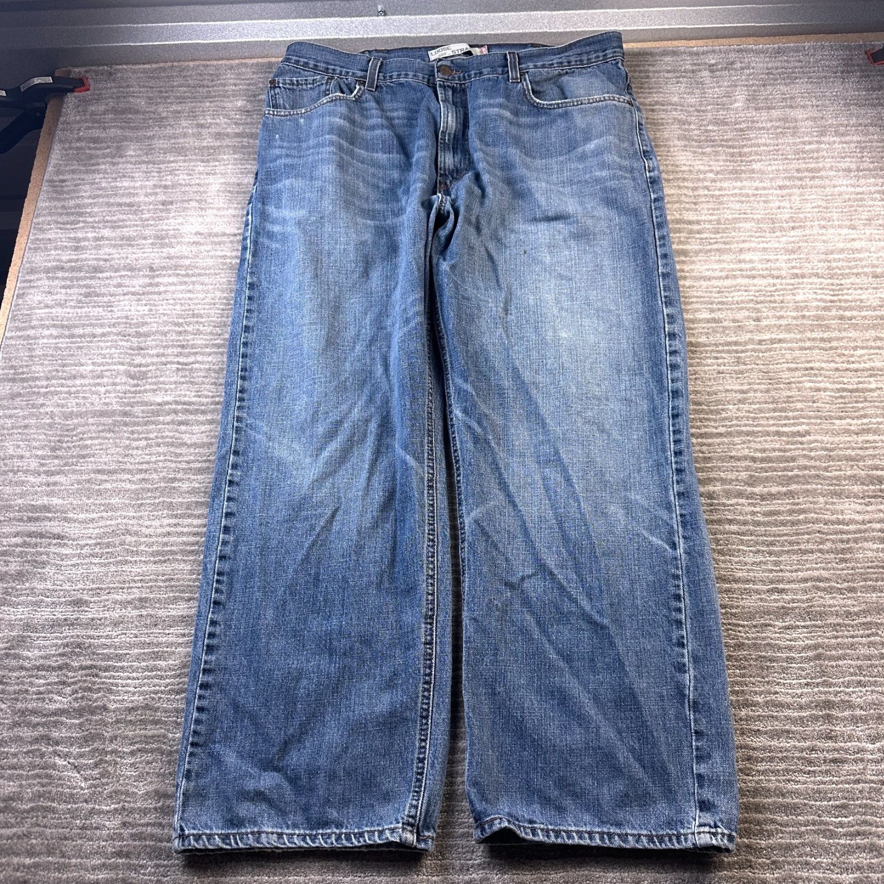 Levi's VINTAGE Levis Jeans 569 Straight 38x30 Mens Blue Denim 5-Pocket Relaxed Regular 2007 Y2K Size US 38 / EU 54 - 2 Thumbnail
