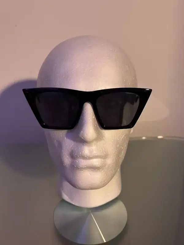 Japanese Brand Y2K Cat-Eyed Sunglasses Size ONE SIZE - 4 Thumbnail