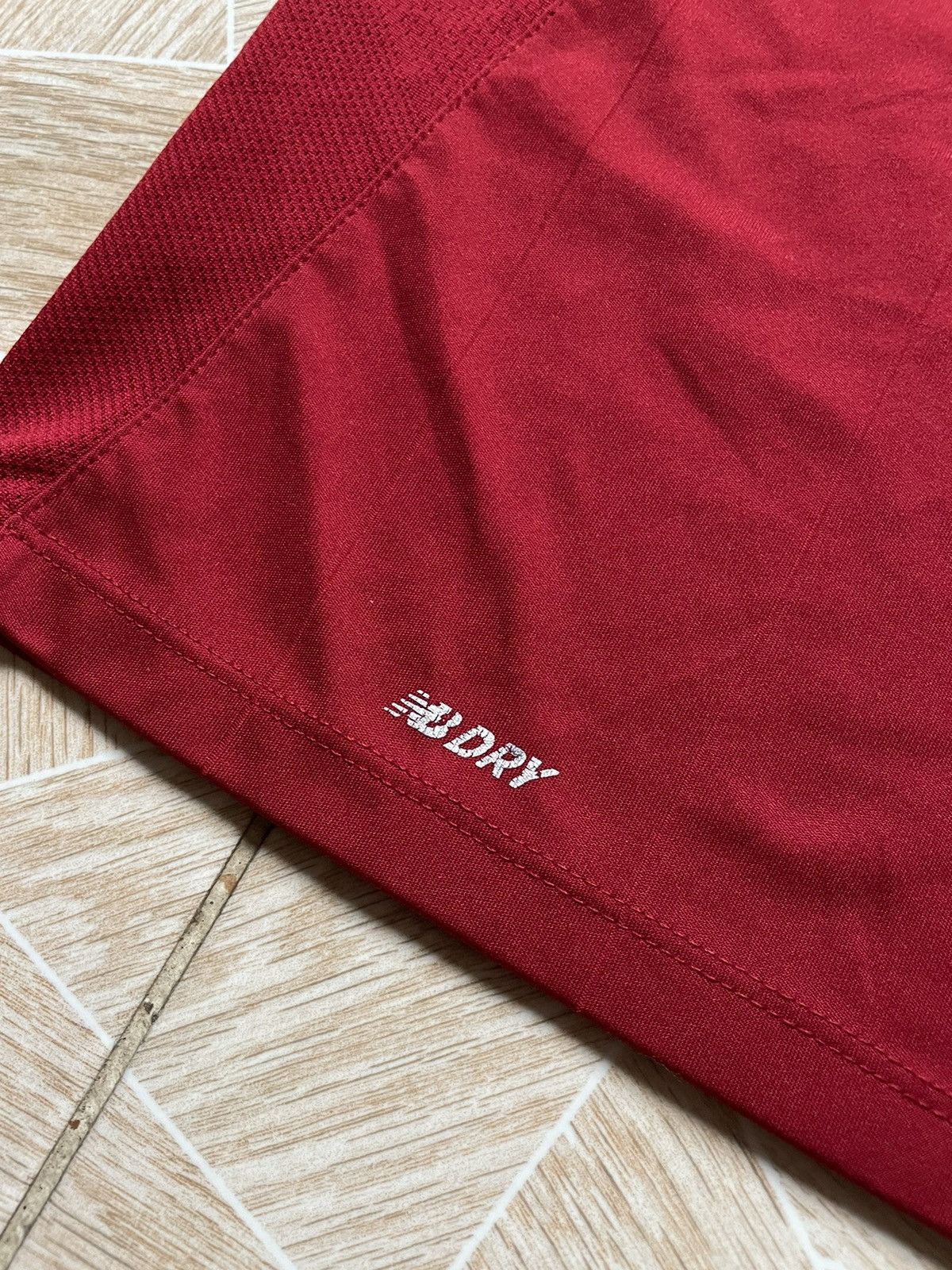 New Balance Y2K Football Fifa 2017-18 New Balance Liverpool FC Home Kit Size US S / EU 44-46 / 1 - 4 Thumbnail