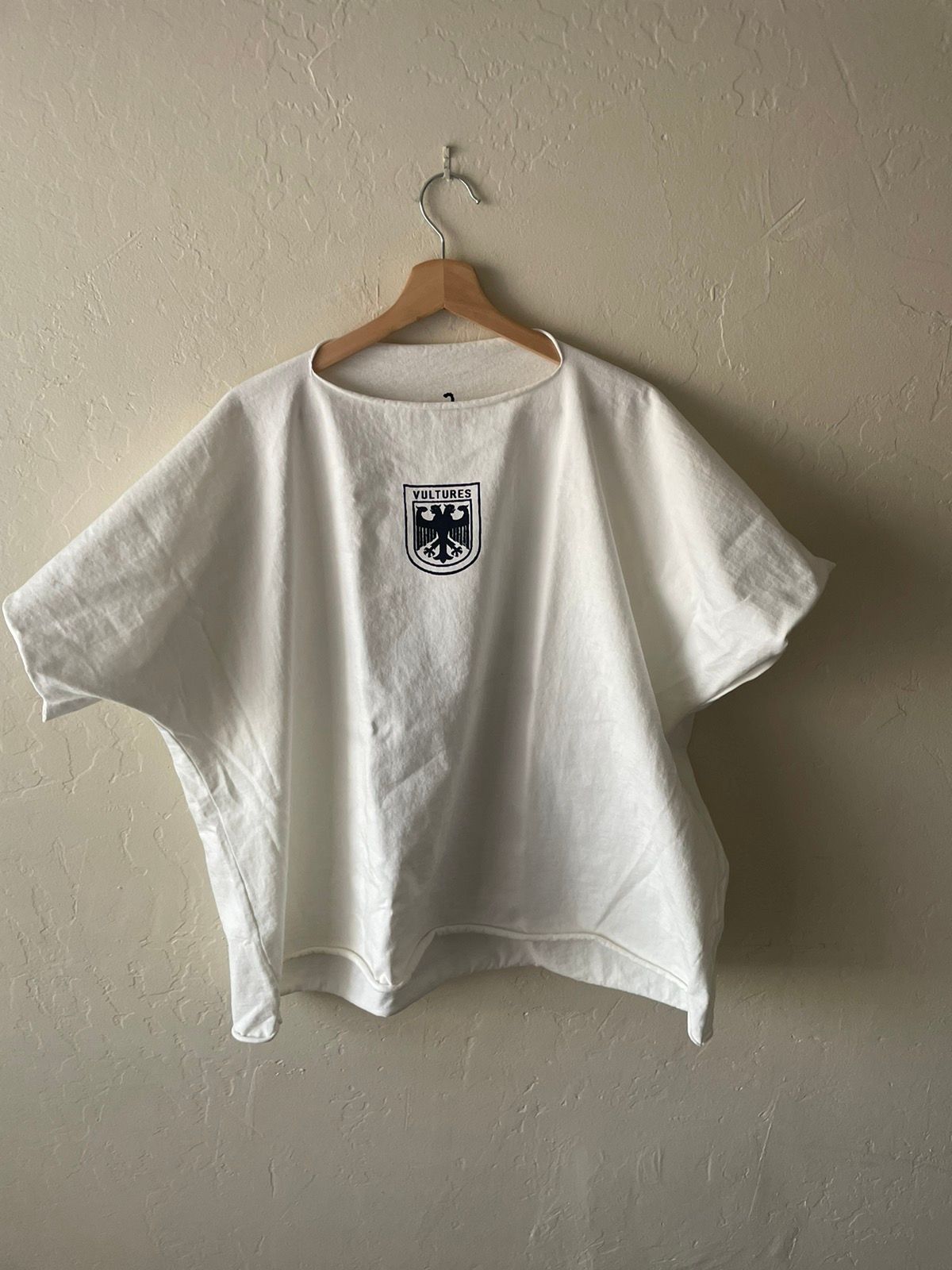 Pre-owned Kanye West X Yeezy Season Kanye Vultures Merch In White