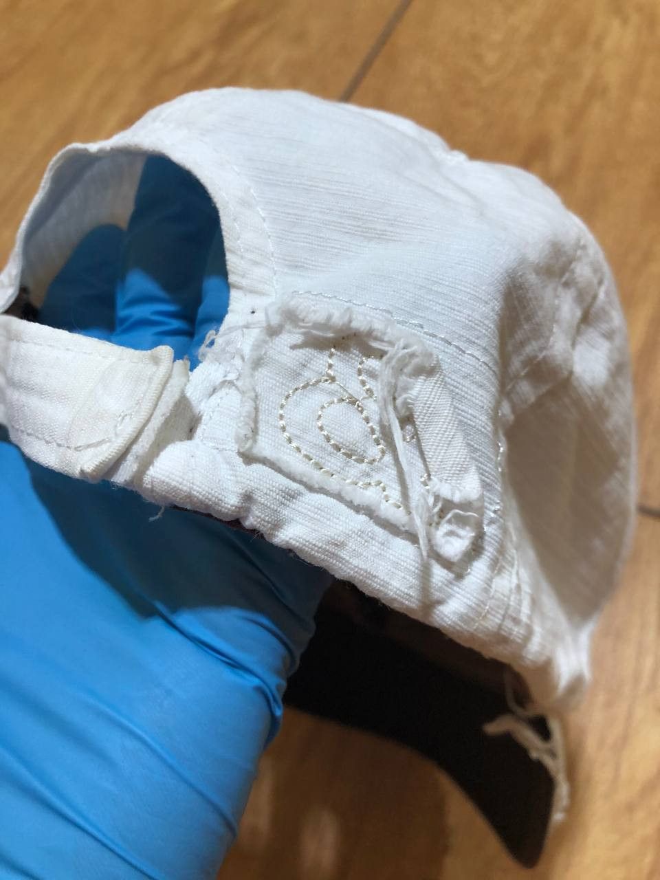 Dolce & Gabbana Dolce&Gabbana Cap Hat white avant garde distressed Size ONE SIZE - 4 Thumbnail