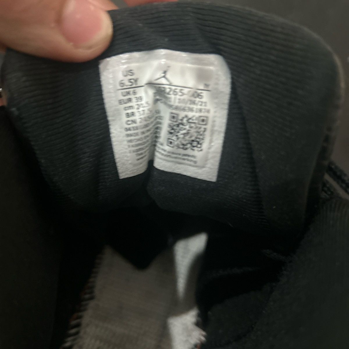Jordan Brand Jordan 12 playoffs size 6.5 no box or insoles Size US 6.5 / EU 39-40 - 5 Thumbnail