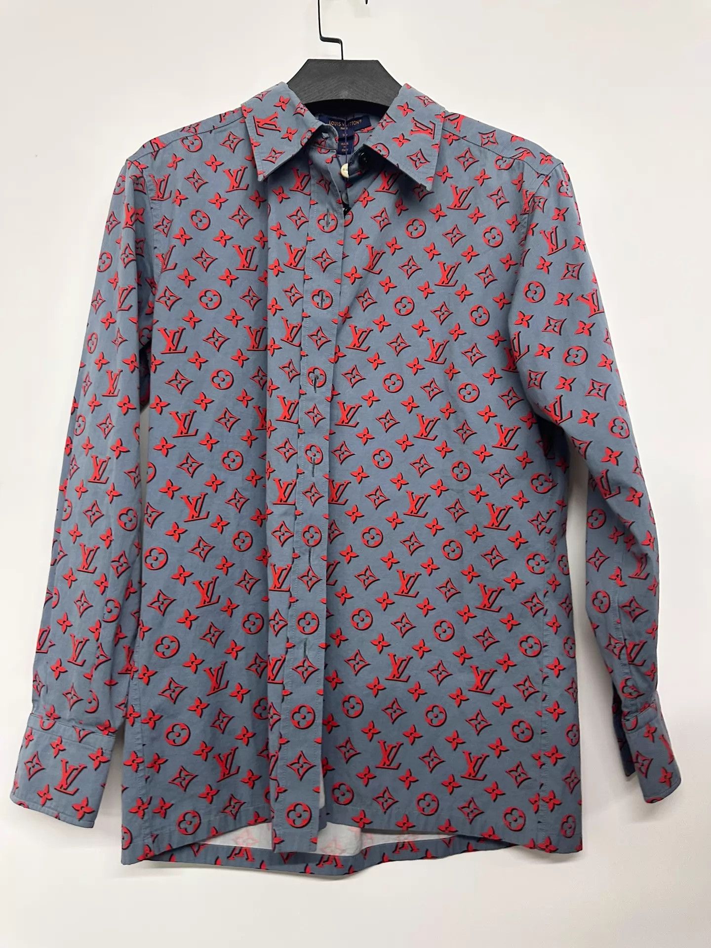 Louis Vuitton Louis Vuitton Monogram Shirt Size 36 Size XS / US 0-2 / IT 36-38 - 1 Thumbnail