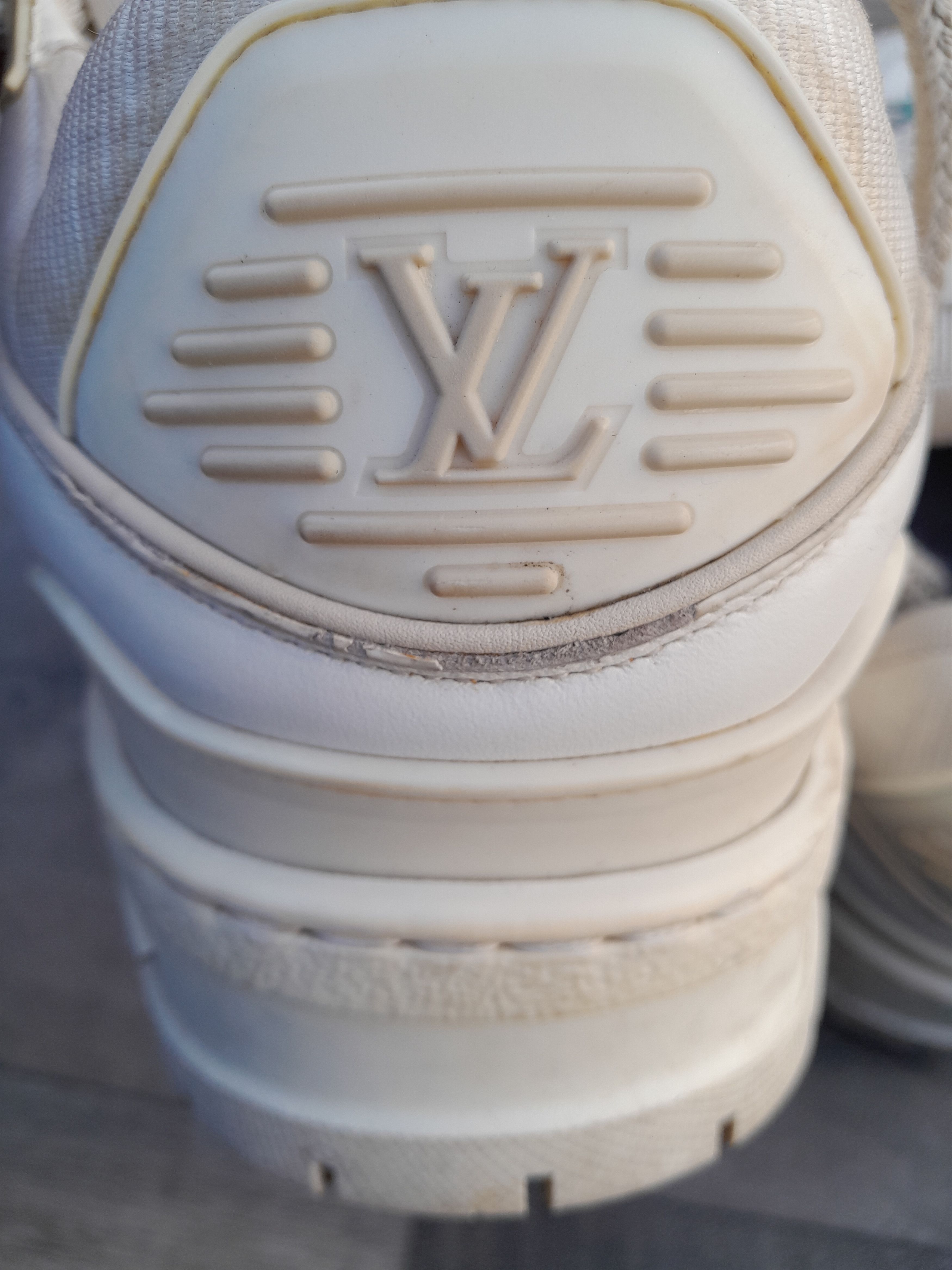 Louis Vuitton Louis Vuitton LV Trainer Maxi sneaker. Size US 7 / EU 40 - 11 Thumbnail