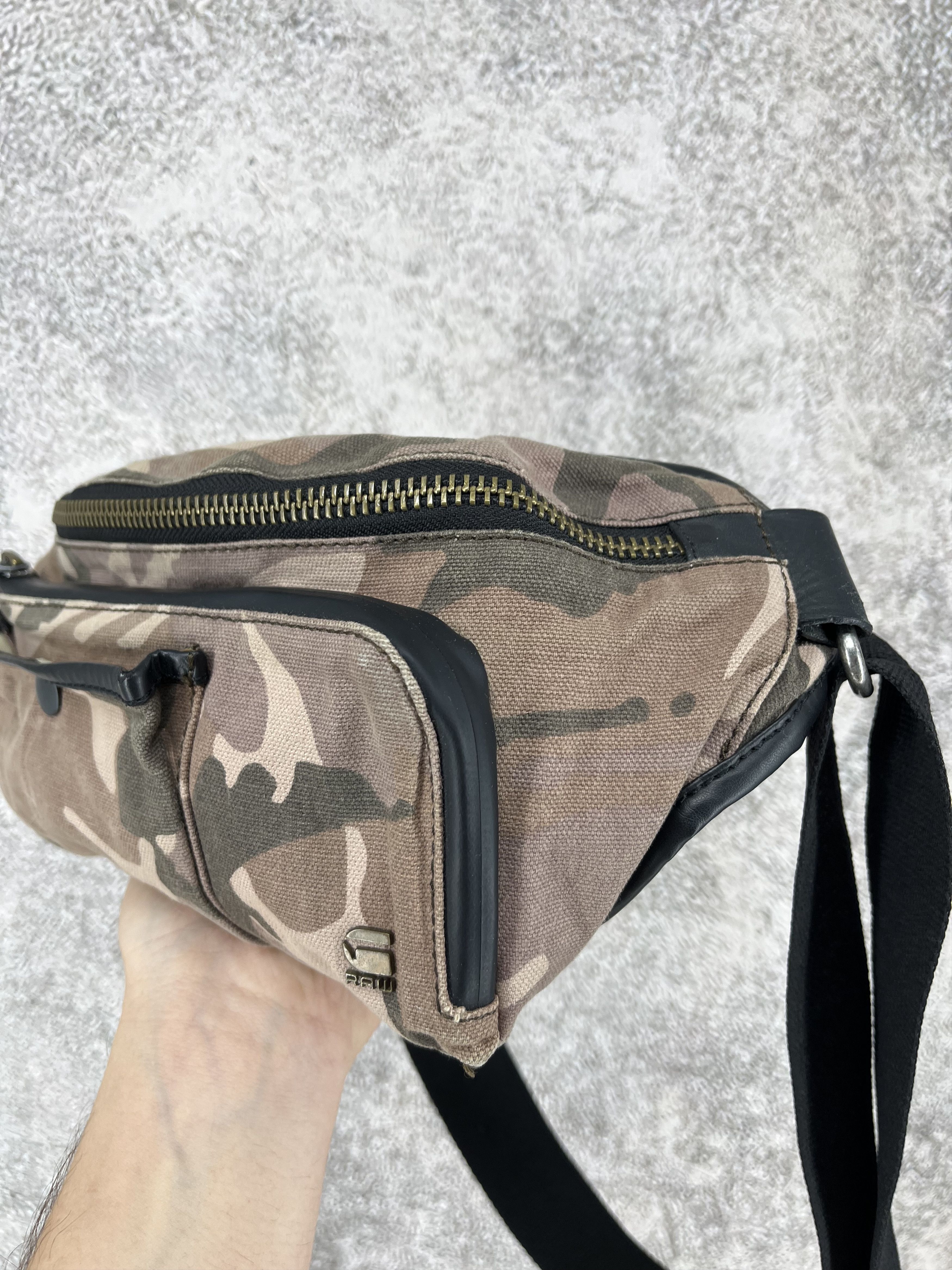 G-Star NWT G-Star Raw Stalt Dast Waistbag Taupe/Light Moss Camo Size ONE SIZE - 5 Thumbnail
