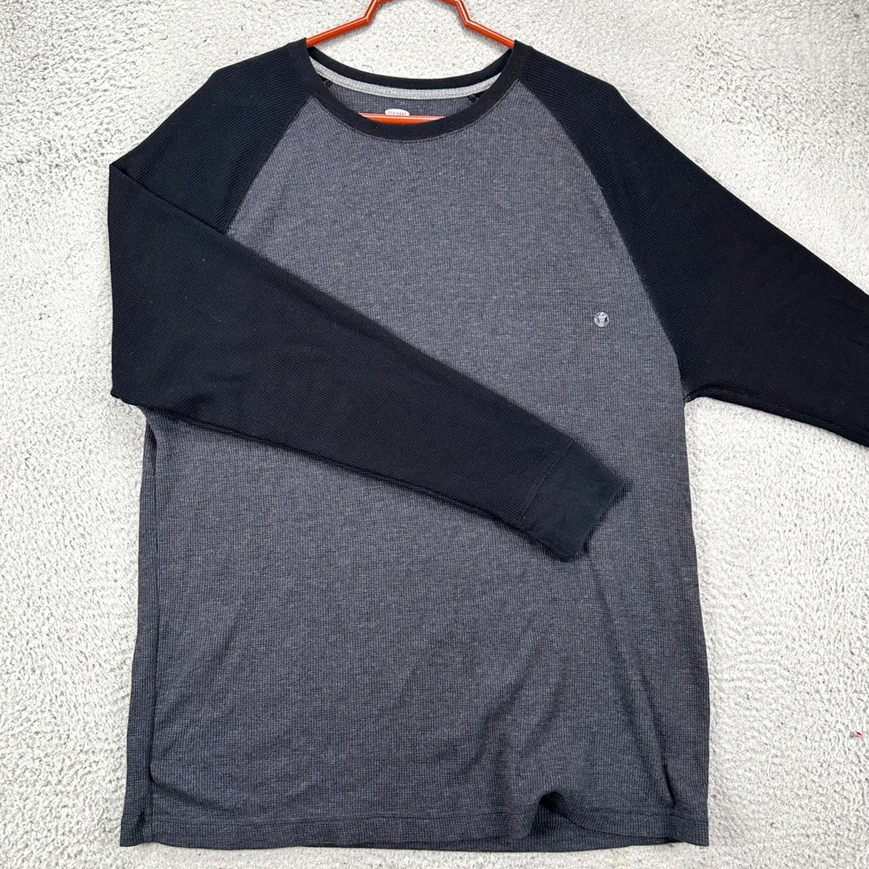 Old Navy Old Navy T-Shirt Men 2XL Gray Knit Crerneck Casual Long Sleeve Colorblock Size US XXL / EU 58 / 5 - 2 Thumbnail
