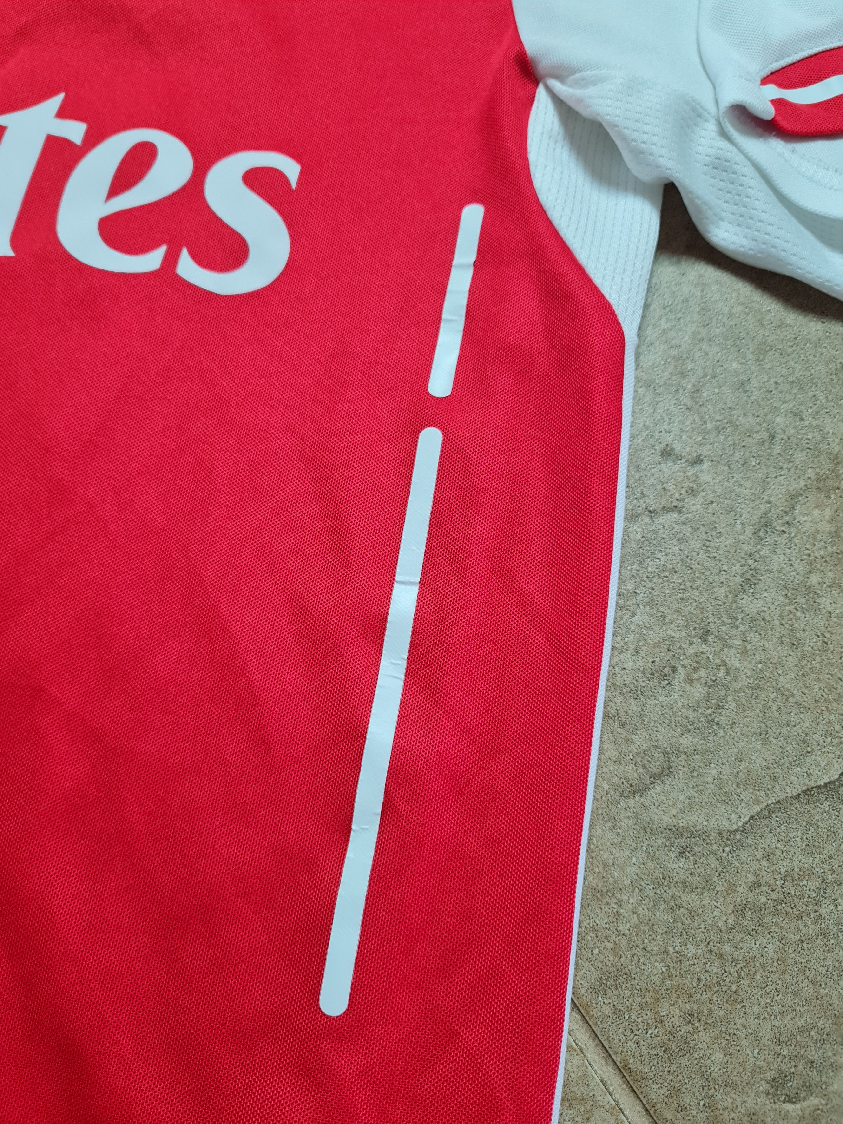 Puma Jersey Alexis Sanchez Arsenal London 2015 Puma Soccer Shirt Size US M / EU 48-50 / 2 - 11 Thumbnail