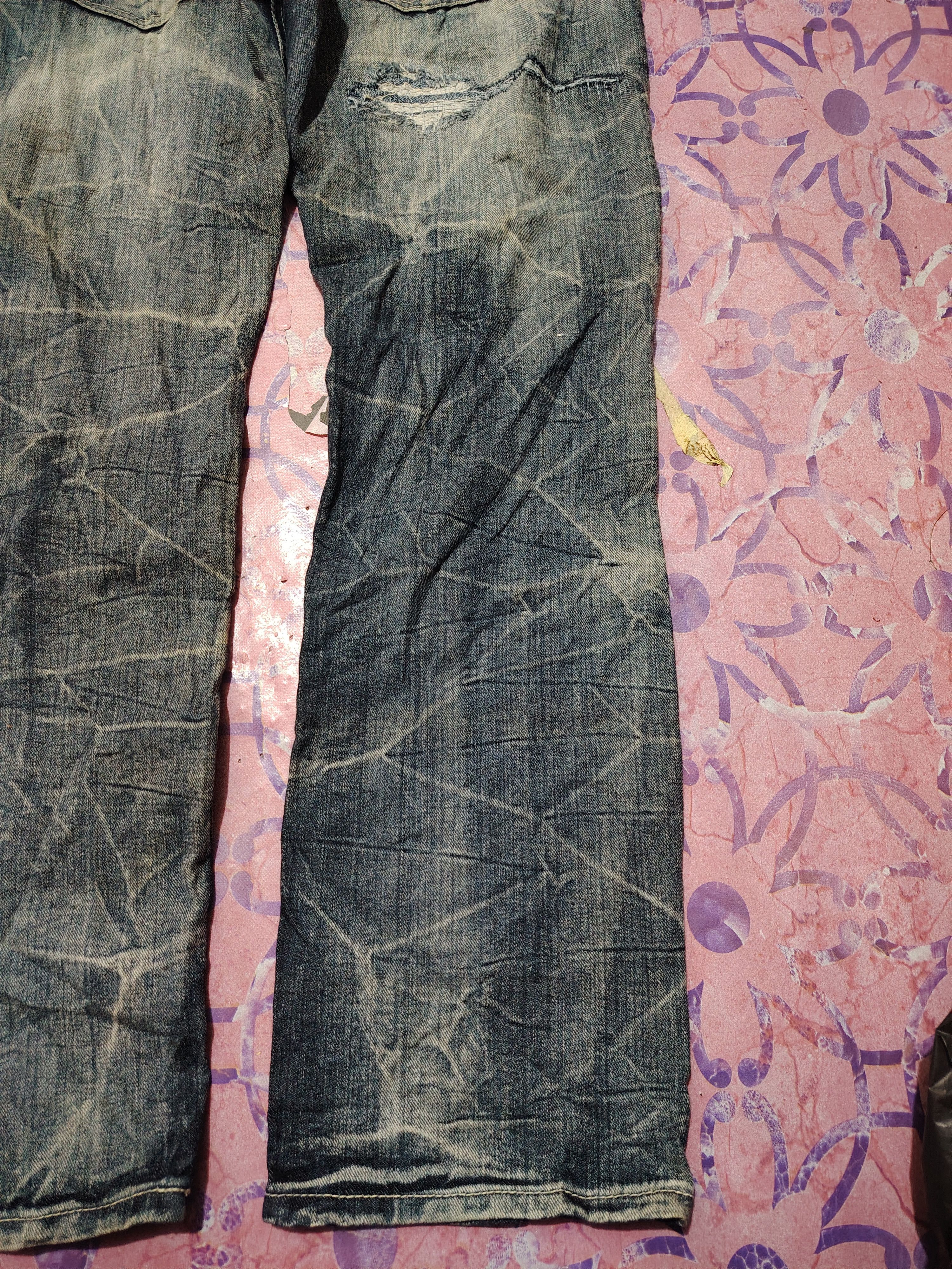 Who Decides War Japanese original Jeans Mudwash Rusty Distressed Jeans Size US 33 - 16 Thumbnail