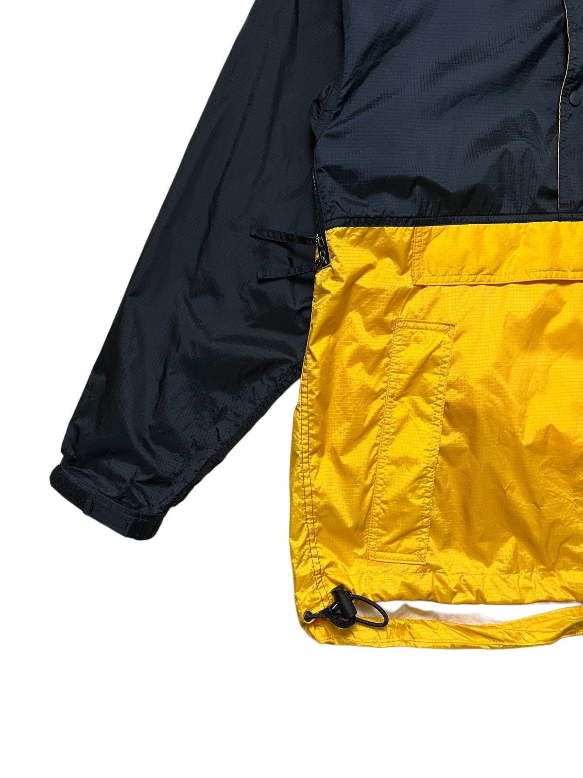 The North Face The North Face Anorak Pullover Waterproof Windbreaker Jacket Size US L / EU 52-54 / 3 - 4 Thumbnail