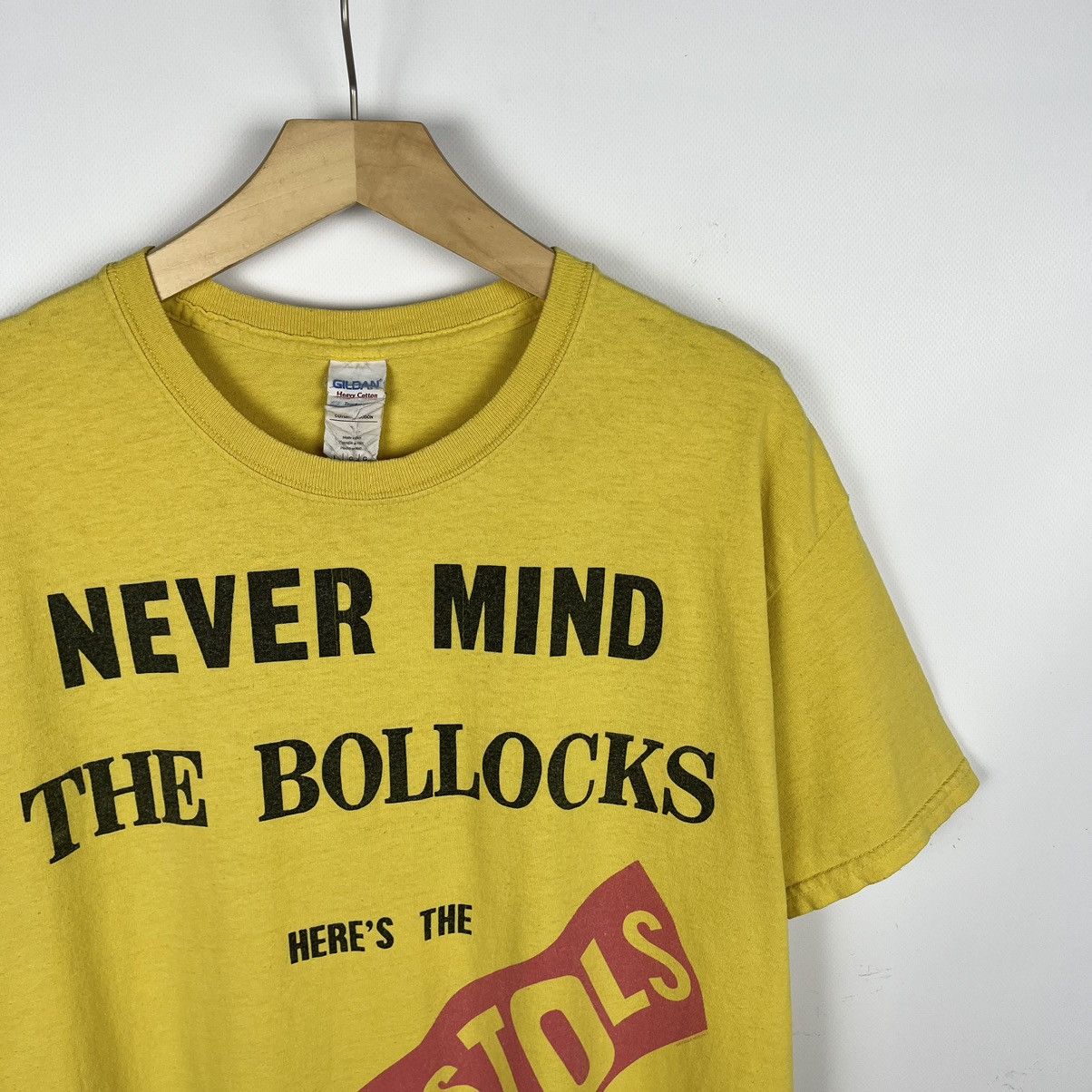 Band Tees Vintage Sex Pistols Never Mind The Bullocks band tee 90’s Size US L / EU 52-54 / 3 - 2 Thumbnail