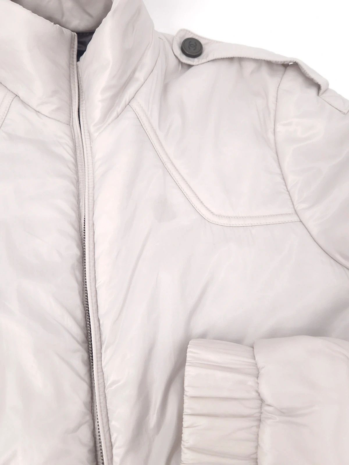 Chanel Chanel Silver Puffer Jacket Size S / US 4 / IT 40 - 13 Thumbnail